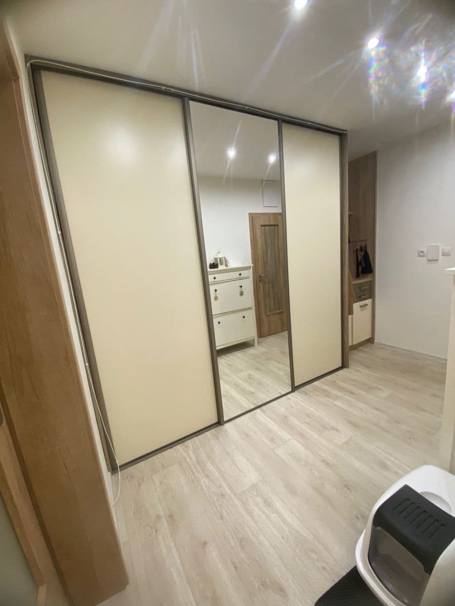 Predaj bytu 3-izbový 70 m², Klaricova, České Budějovice, Jihočeský kraj Predaj bytu 3-izbový 70 m², Klaricova, České Budějovice, Jihočeský kraj