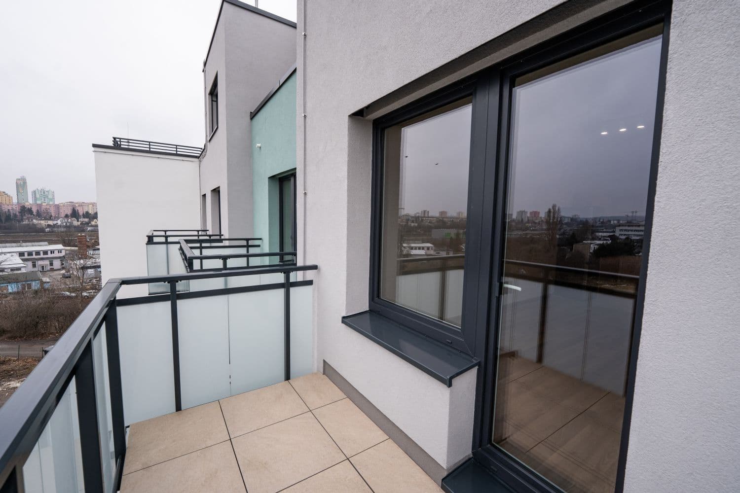 Prenájom bytu 2-izbový 45 m², Strančická, Praha, Praha Prenájom bytu 2-izbový 45 m², Strančická, Praha, Praha