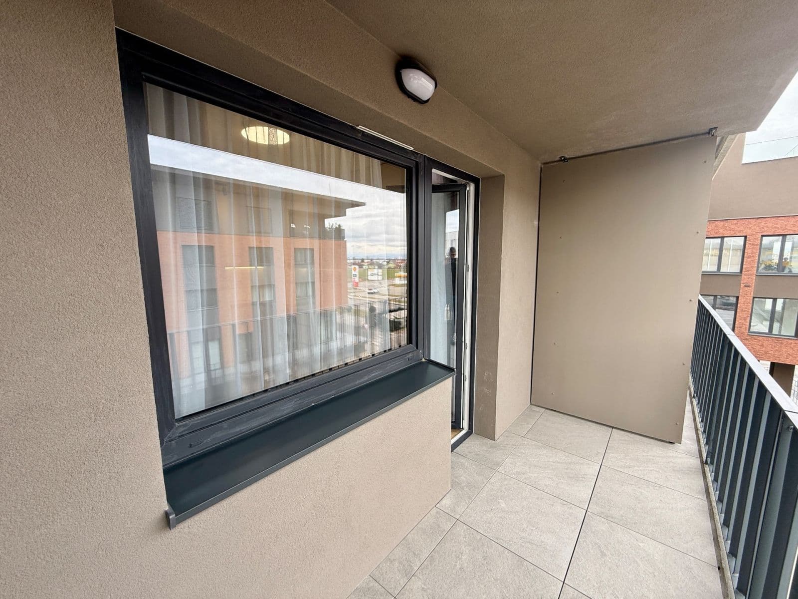 Prenájom bytu 1-izbový 29 m², Slnečnicová, Rovinka, Bratislavský kraj Prenájom bytu 1-izbový 29 m², Slnečnicová, Rovinka, Bratislavský kraj