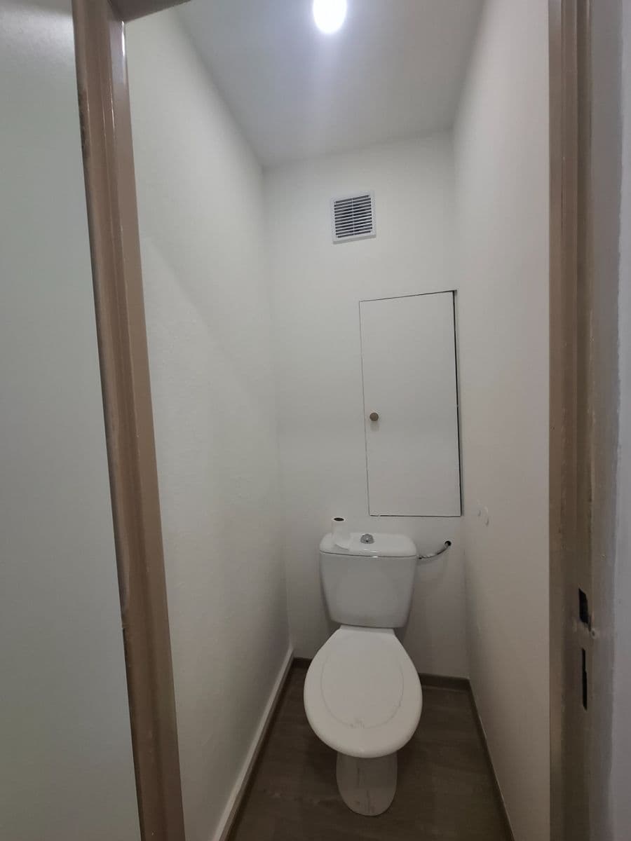 Prenájom bytu 2-izbový 52 m², Výškovická, Ostrava, Moravskoslezský kraj Prenájom bytu 2-izbový 52 m², Výškovická, Ostrava, Moravskoslezský kraj