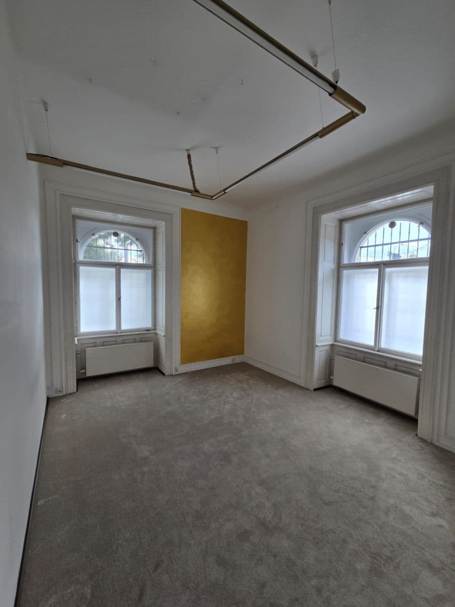 Prenájom kancelárie 221 m², Dienzenhoferovy sady, Praha, Praha Prenájom kancelárie 221 m², Dienzenhoferovy sady, Praha, Praha