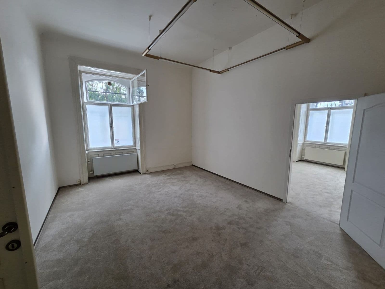 Prenájom kancelárie 221 m², Dienzenhoferovy sady, Praha, Praha Prenájom kancelárie 221 m², Dienzenhoferovy sady, Praha, Praha