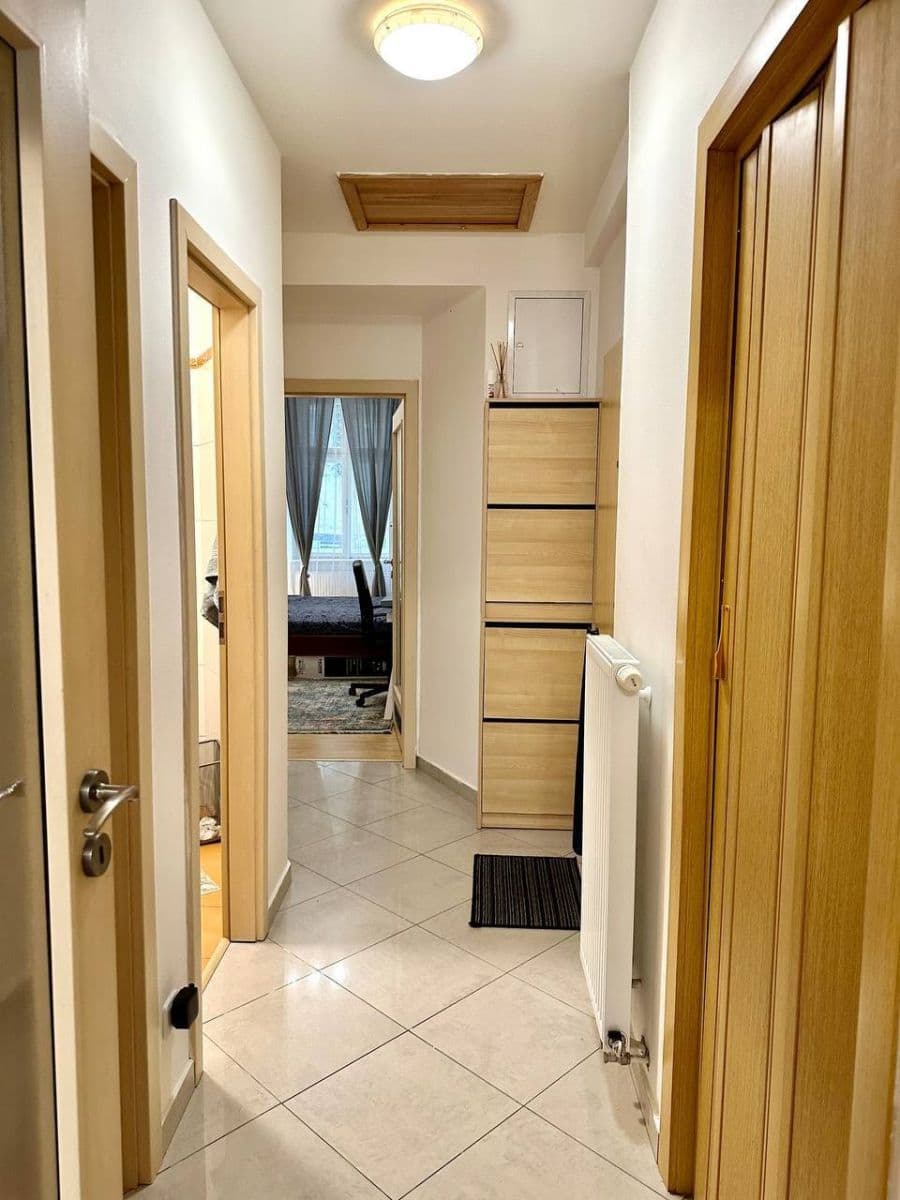 Prenájom bytu 2-izbový 55 m², Bořivojova, Praha, Praha Prenájom bytu 2-izbový 55 m², Bořivojova, Praha, Praha