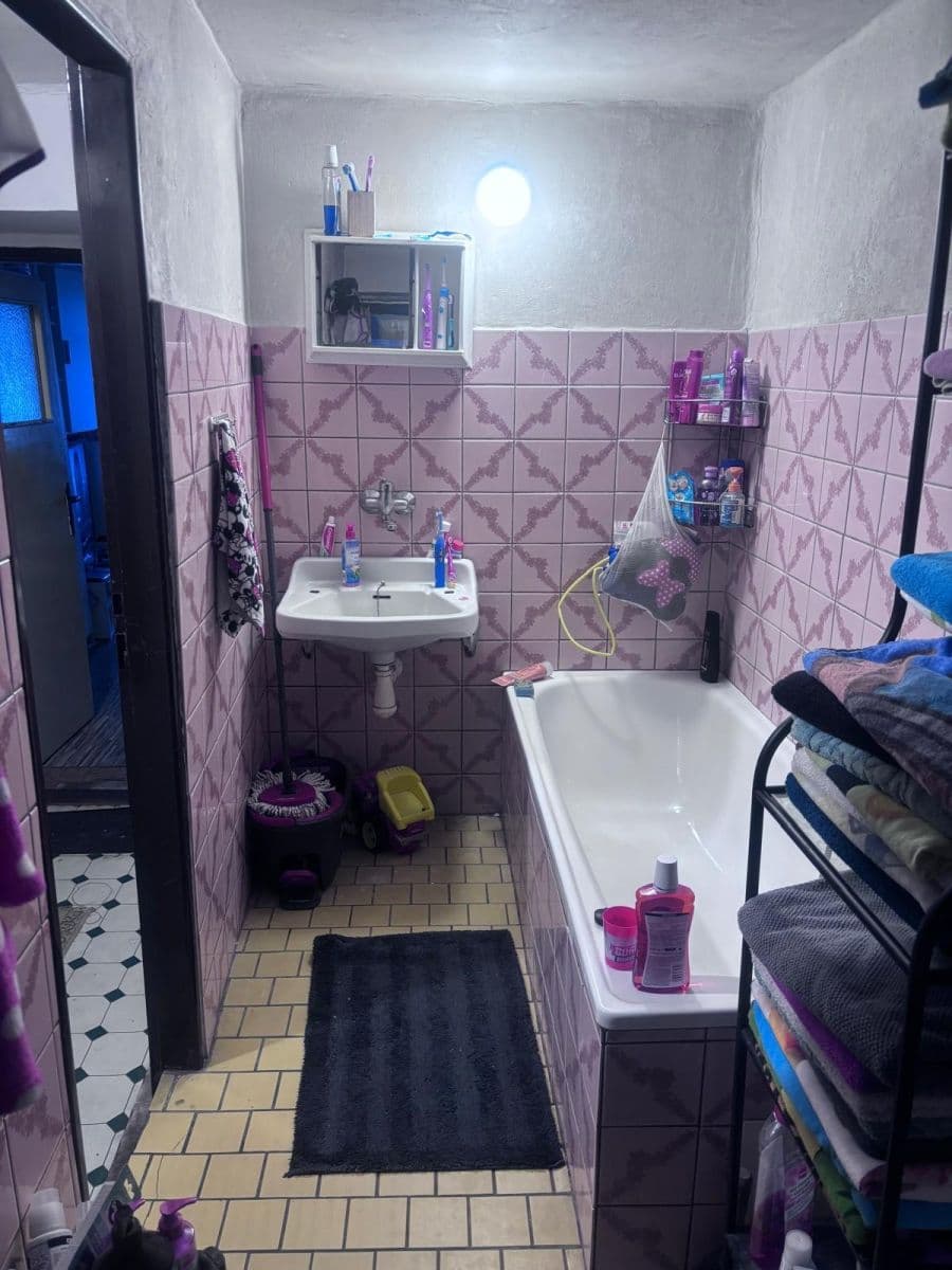 Predaj domu 119 m², pozemek 234 m², Česká, Bělá pod Bezdězem, Středočeský kraj Predaj domu 119 m², pozemek 234 m², Česká, Bělá pod Bezdězem, Středočeský kraj