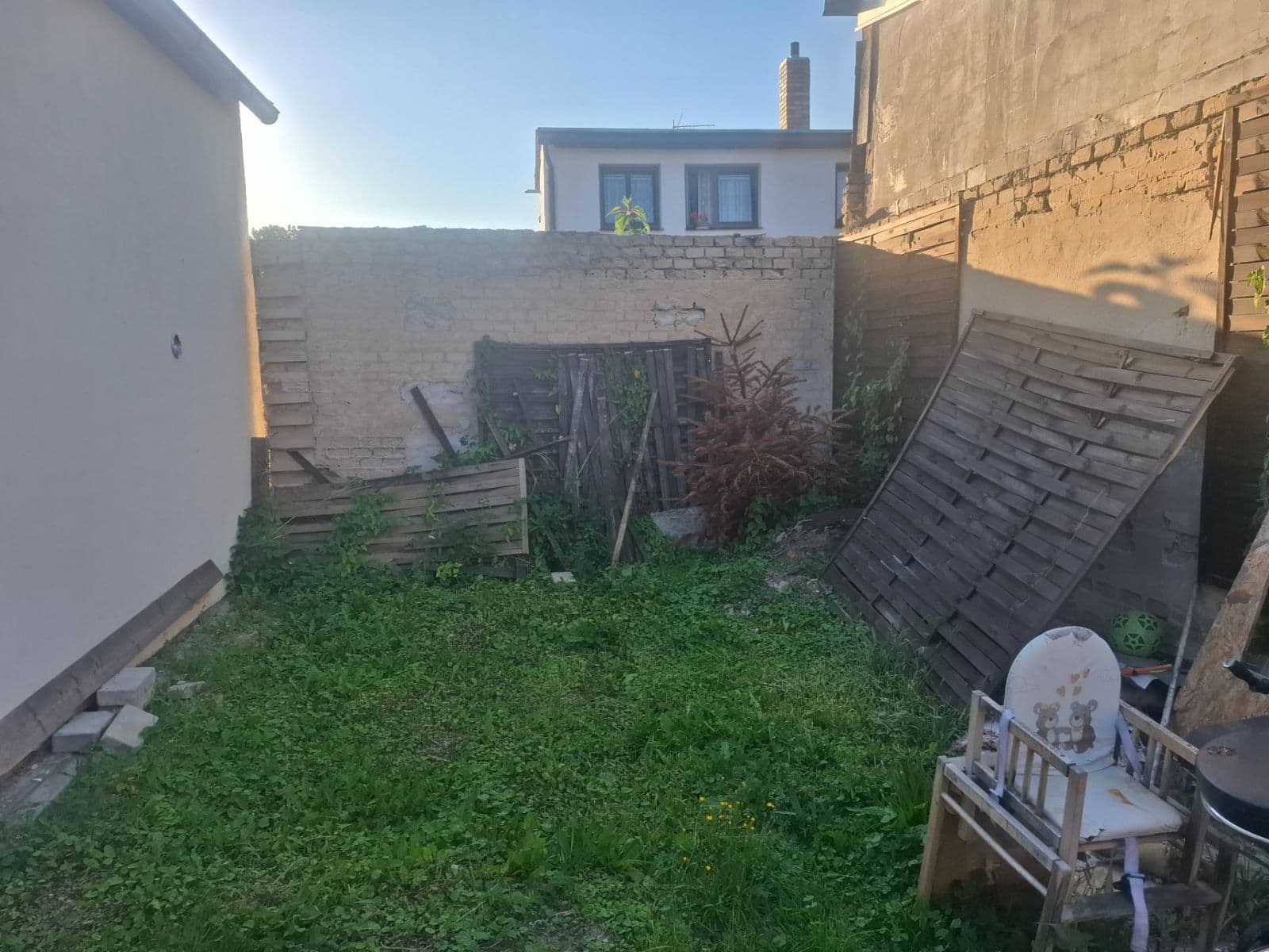 Predaj domu 119 m², pozemek 234 m², Česká, Bělá pod Bezdězem, Středočeský kraj Predaj domu 119 m², pozemek 234 m², Česká, Bělá pod Bezdězem, Středočeský kraj