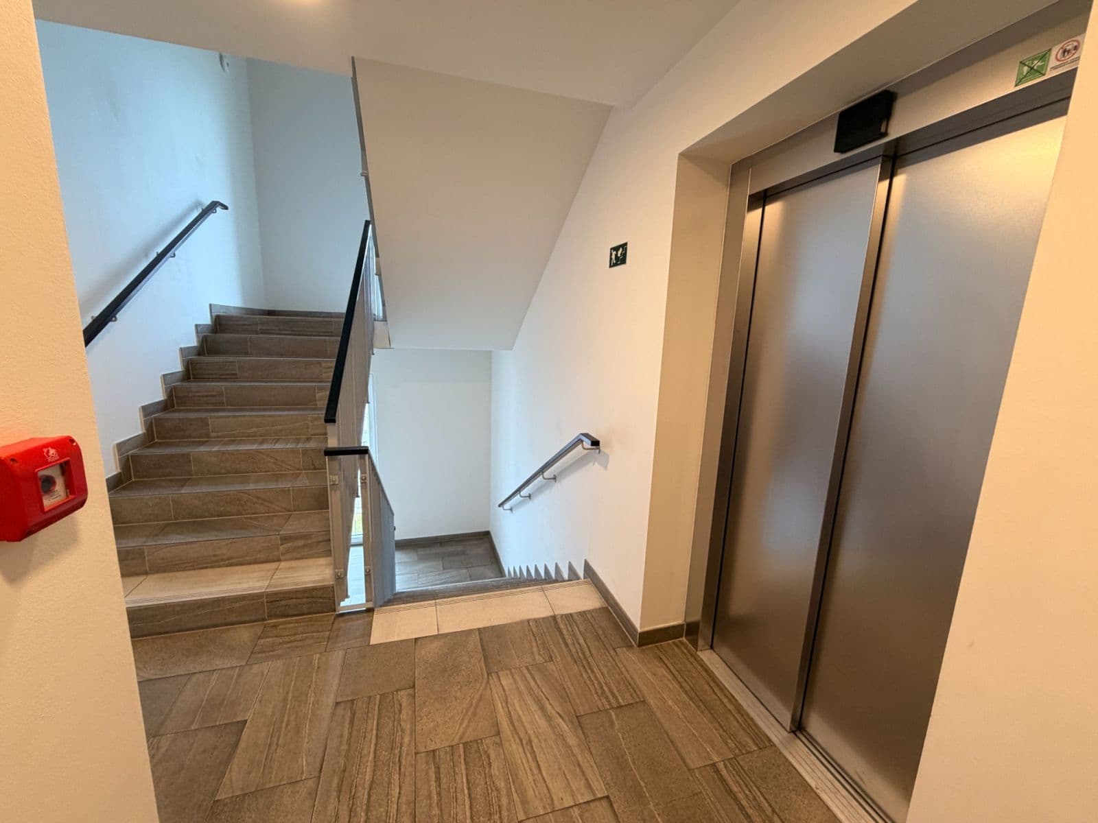 Prenájom bytu 2-izbový 57 m², Toufarova, Praha, Praha Prenájom bytu 2-izbový 57 m², Toufarova, Praha, Praha