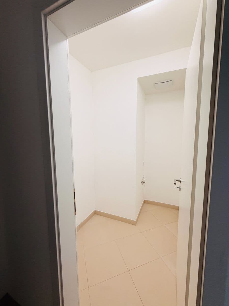Prenájom bytu 2-izbový 57 m², Toufarova, Praha, Praha Prenájom bytu 2-izbový 57 m², Toufarova, Praha, Praha