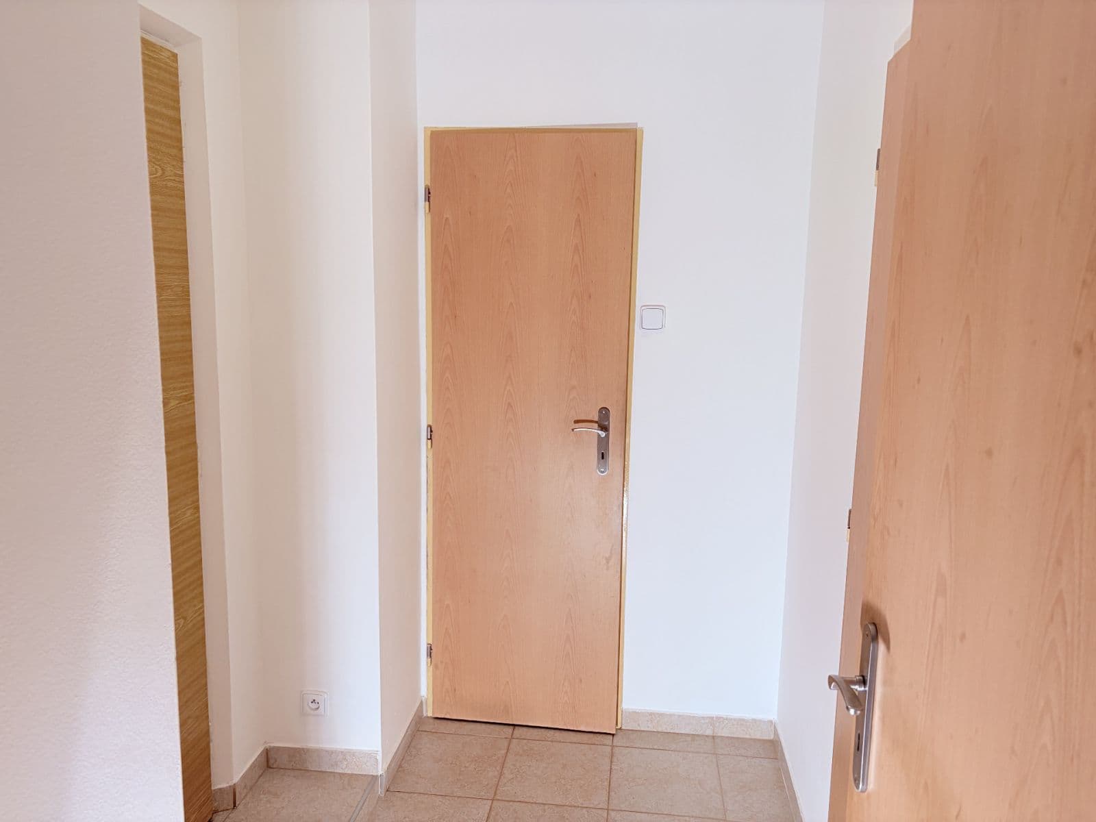 Predaj bytu 1-izbový 38 m², Varšavská, Praha, Praha Predaj bytu 1-izbový 38 m², Varšavská, Praha, Praha
