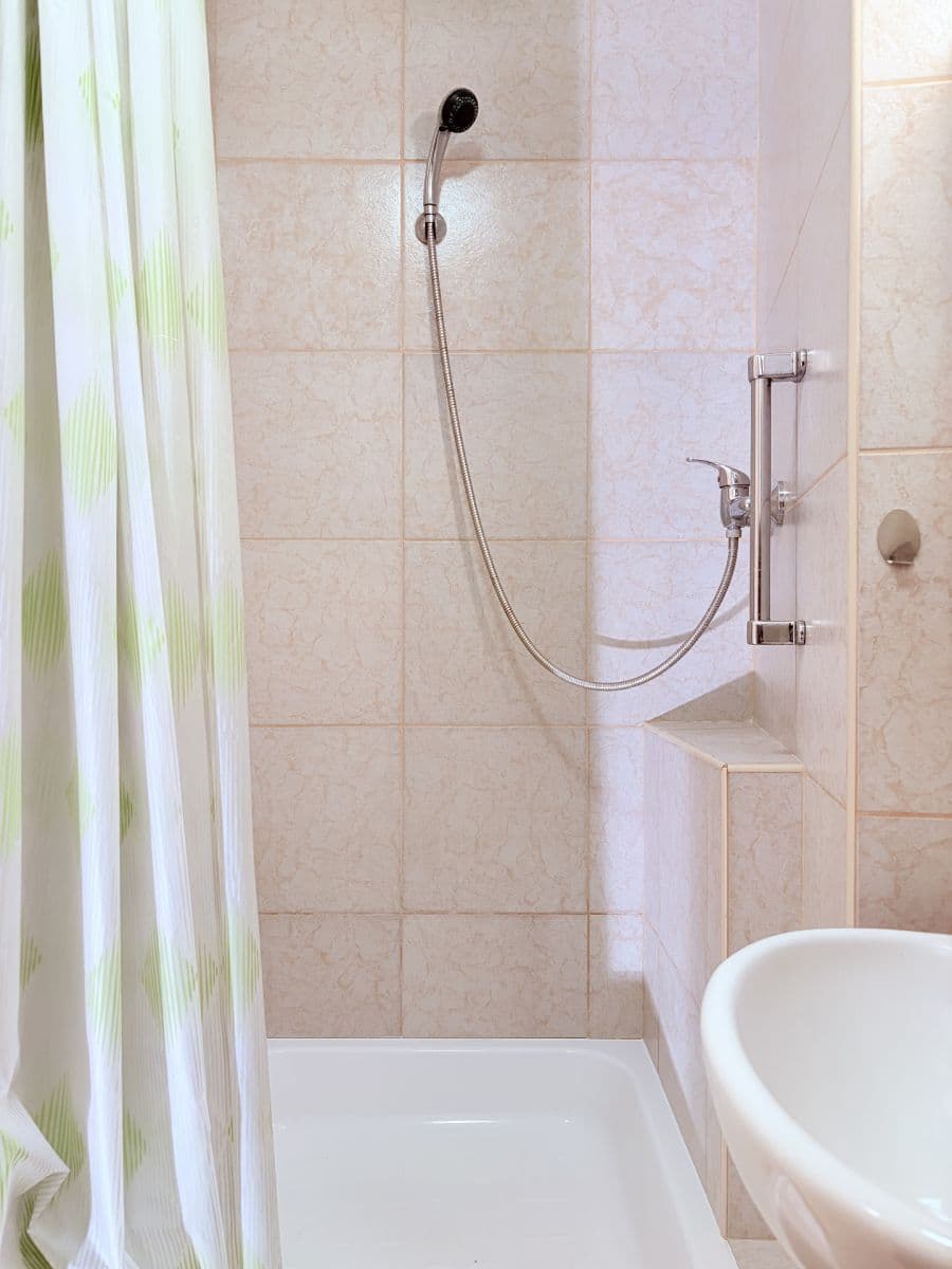 Predaj bytu 1-izbový 38 m², Varšavská, Praha, Praha Predaj bytu 1-izbový 38 m², Varšavská, Praha, Praha