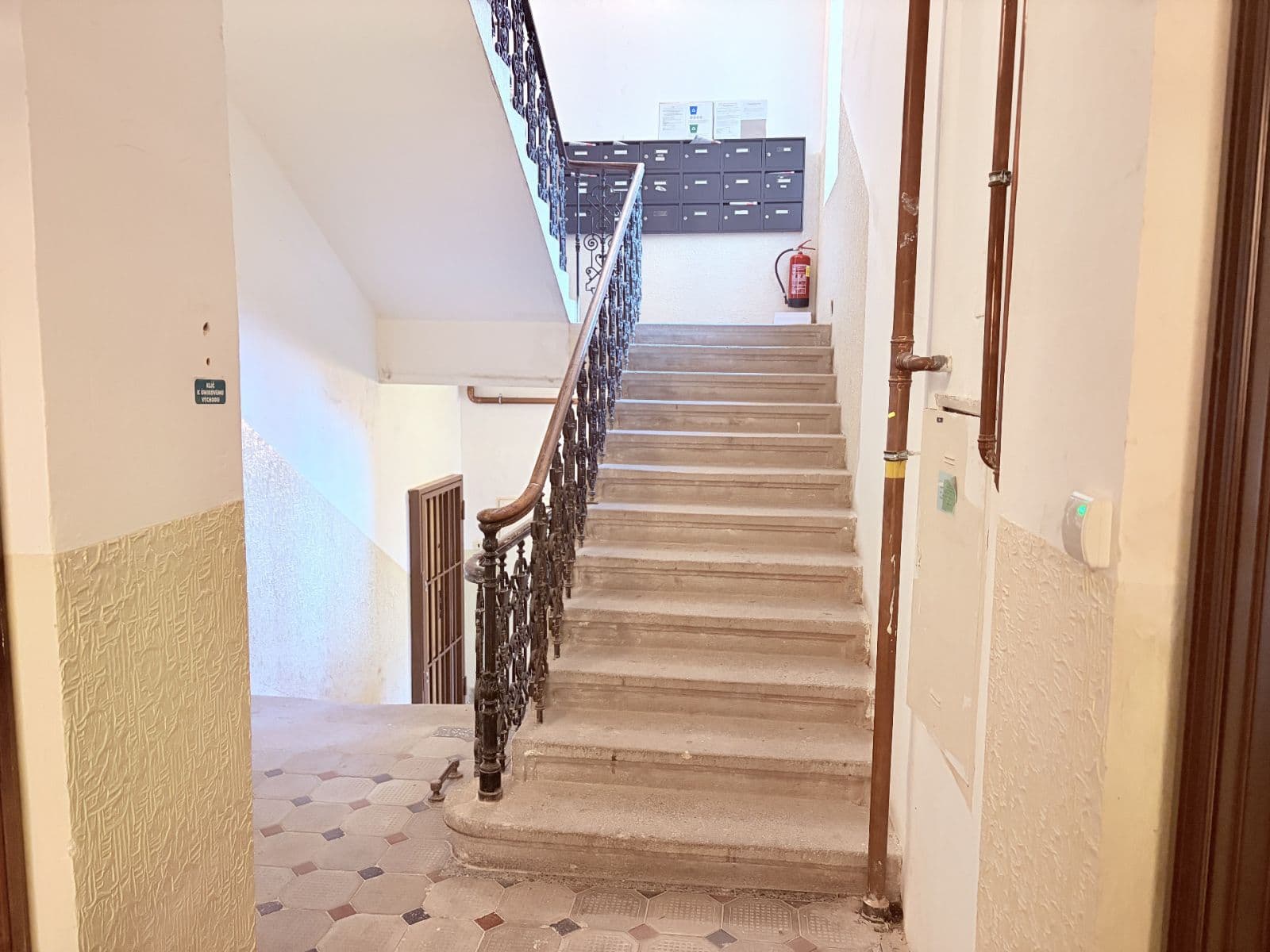 Predaj bytu 1-izbový 38 m², Varšavská, Praha, Praha Predaj bytu 1-izbový 38 m², Varšavská, Praha, Praha