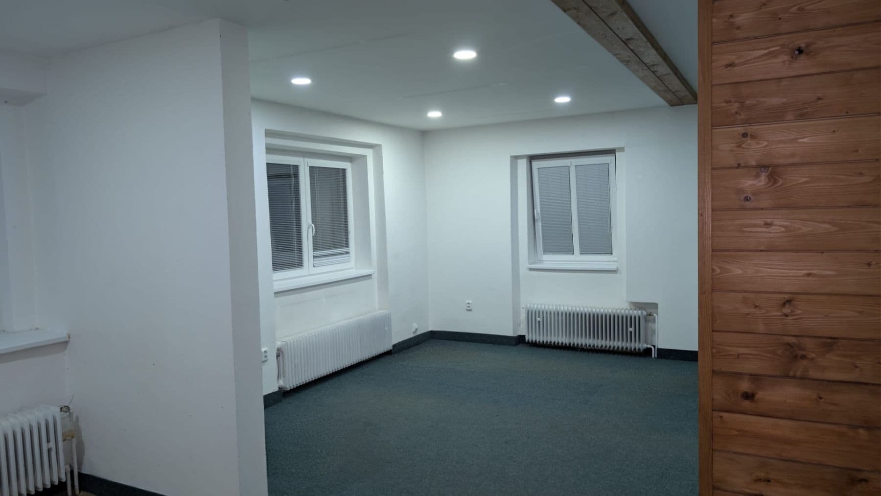 Prenájom nebytového priestoru 43 m², Antonína Dvořáka, Dobříš, Středočeský kraj Prenájom nebytového priestoru 43 m², Antonína Dvořáka, Dobříš, Středočeský kraj