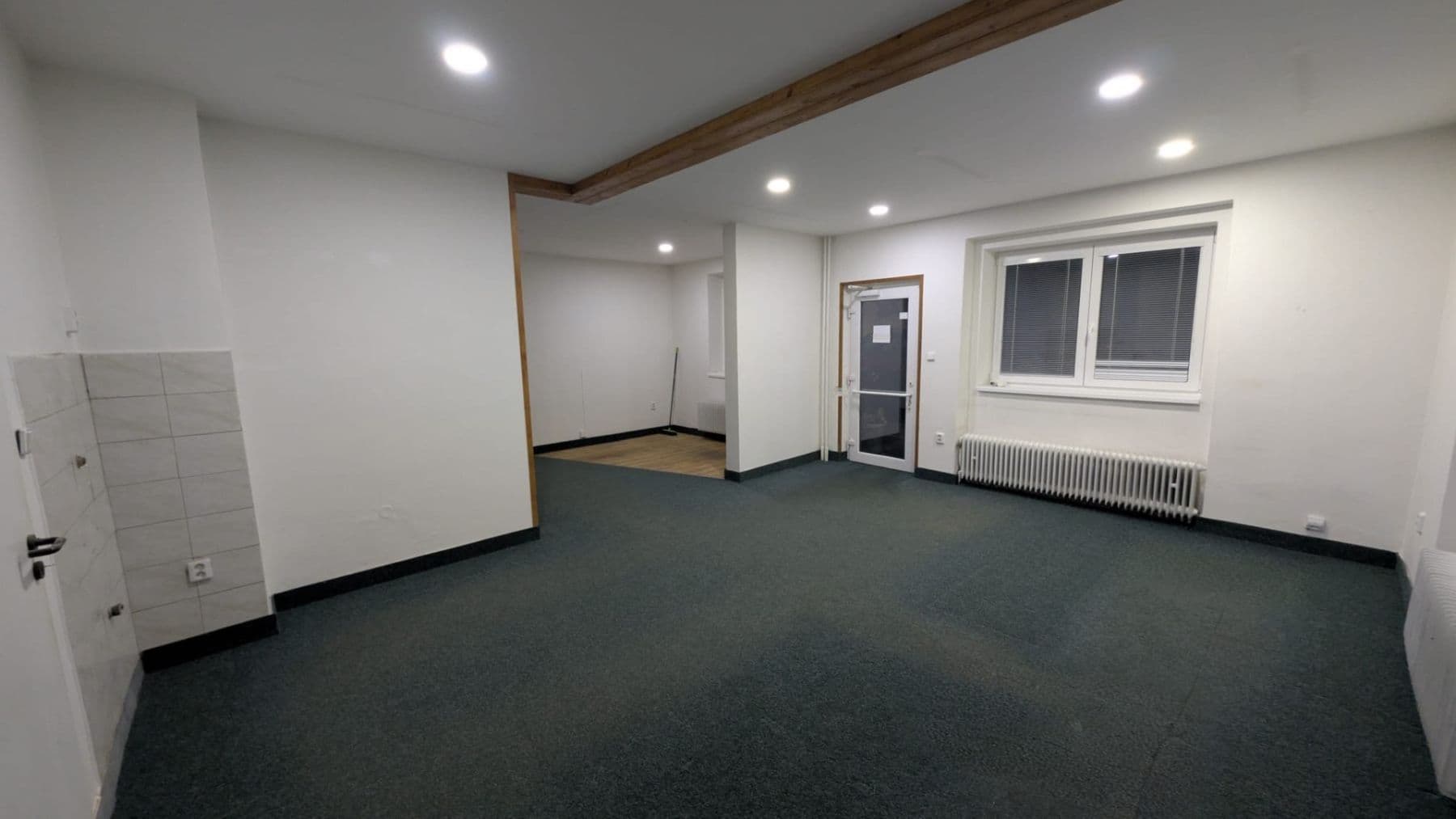 Prenájom nebytového priestoru 43 m², Antonína Dvořáka, Dobříš, Středočeský kraj Prenájom nebytového priestoru 43 m², Antonína Dvořáka, Dobříš, Středočeský kraj