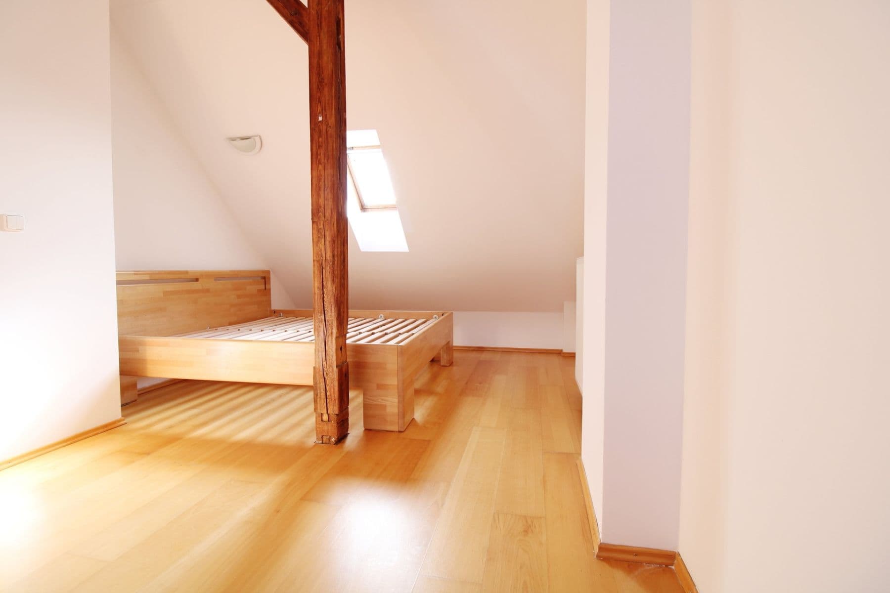 Prenájom bytu 170 m², Vinohradská, Praha, Praha Prenájom bytu 170 m², Vinohradská, Praha, Praha