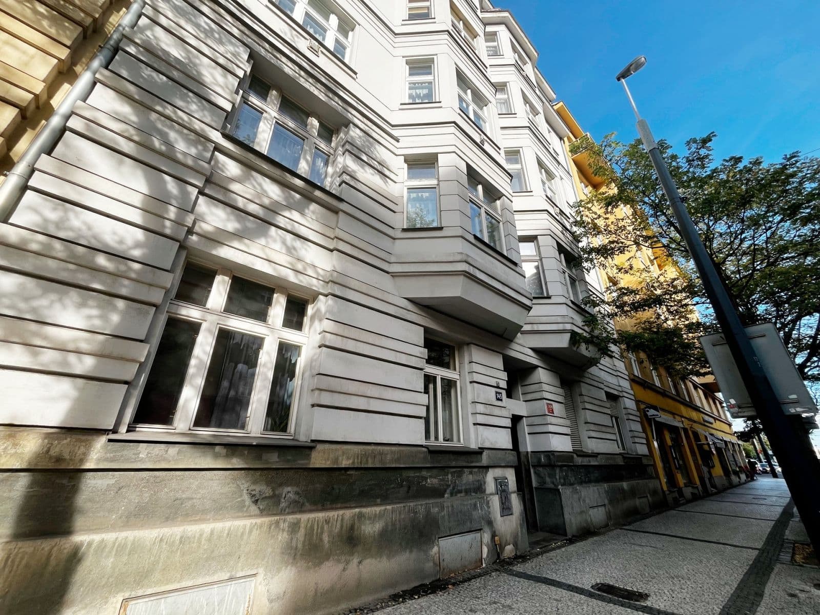 Prenájom bytu 170 m², Vinohradská, Praha, Praha Prenájom bytu 170 m², Vinohradská, Praha, Praha