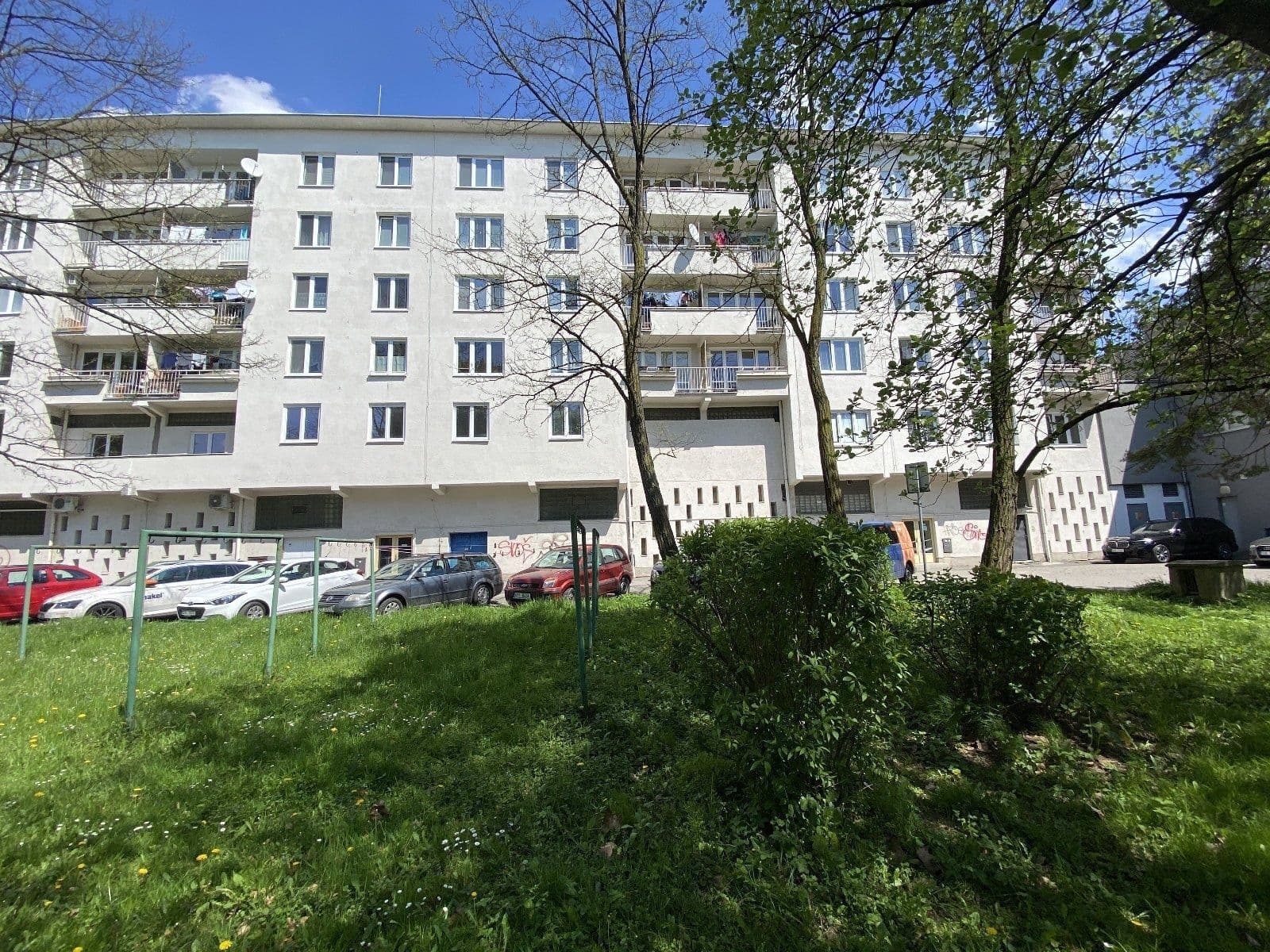 Prenájom bytu 2-izbový 29 m², nám. Republiky, Havířov, Moravskoslezský kraj Prenájom bytu 2-izbový 29 m², nám. Republiky, Havířov, Moravskoslezský kraj