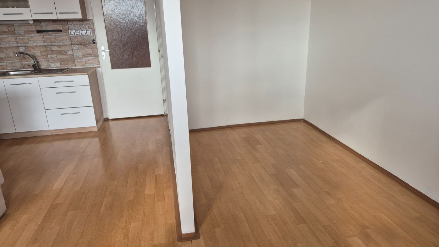 Predaj bytu 1-izbový 40 m², Hnězdenská, Praha, Praha Predaj bytu 1-izbový 40 m², Hnězdenská, Praha, Praha