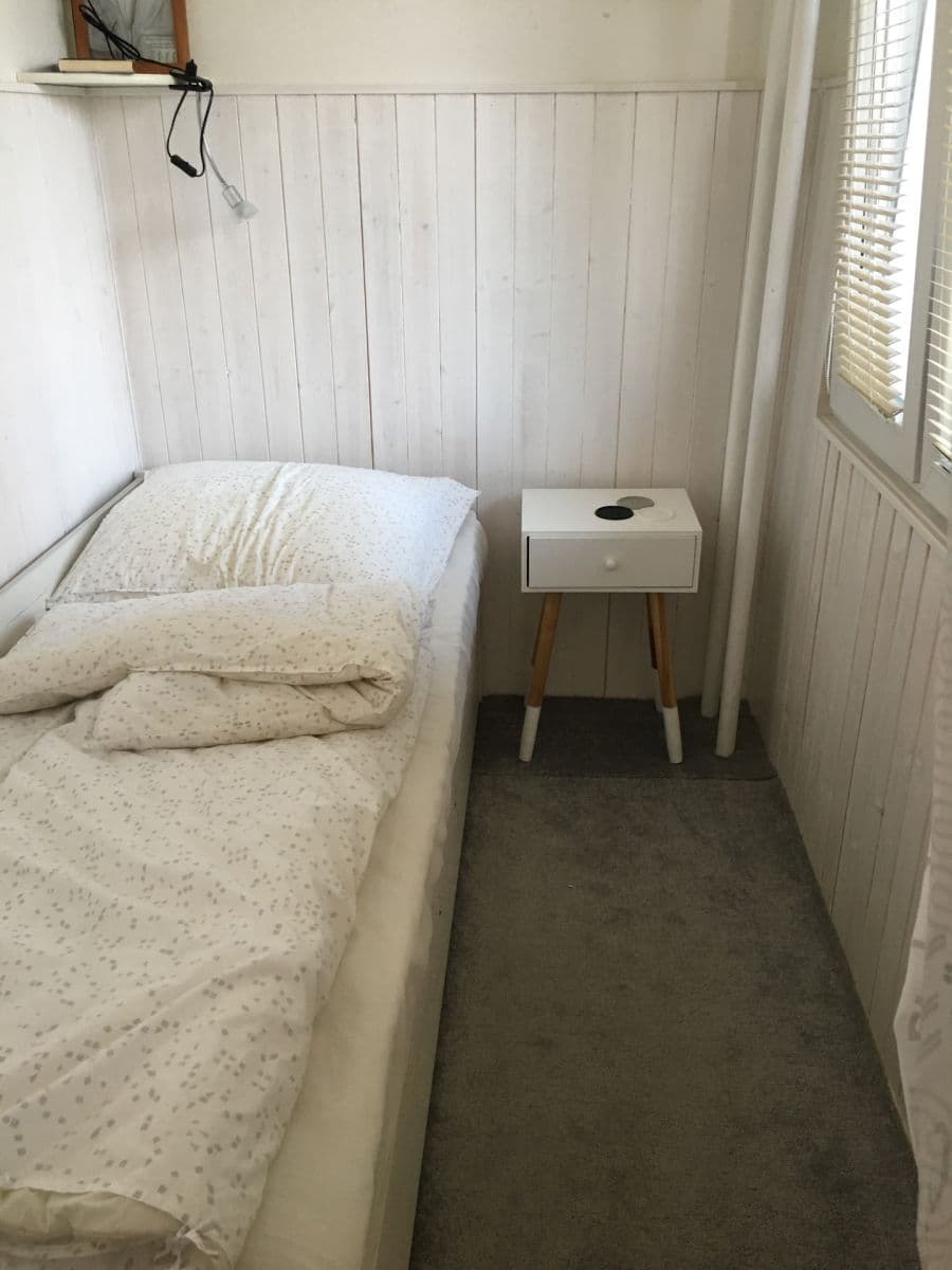 Prenájom bytu 1-izbový 36 m², Písečná, Praha, Praha Prenájom bytu 1-izbový 36 m², Písečná, Praha, Praha