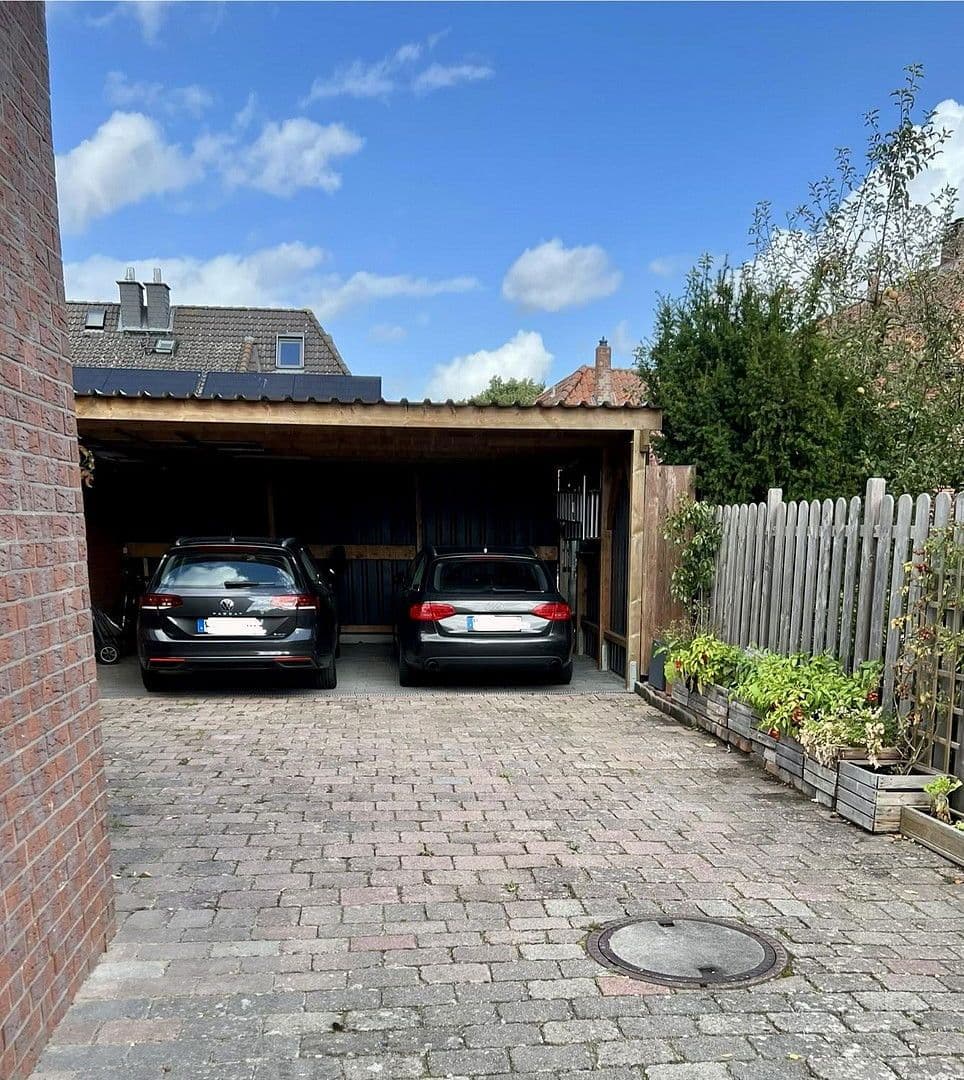 Predaj domu 142 m², pozemek 418 m², Stelle, Dolné Sasko Predaj domu 142 m², pozemek 418 m², Stelle, Dolné Sasko