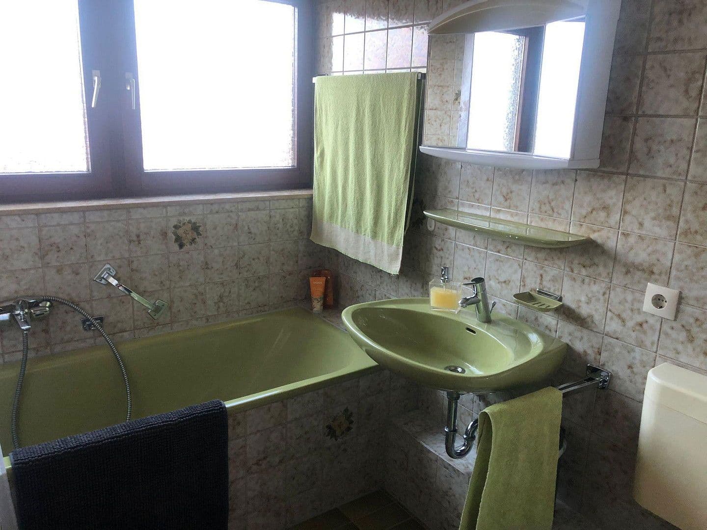 Prenájom bytu 2-izbový 59 m², Neuhausen auf den Fildern, Bádensko-Wurttembersko Prenájom bytu 2-izbový 59 m², Neuhausen auf den Fildern, Bádensko-Wurttembersko