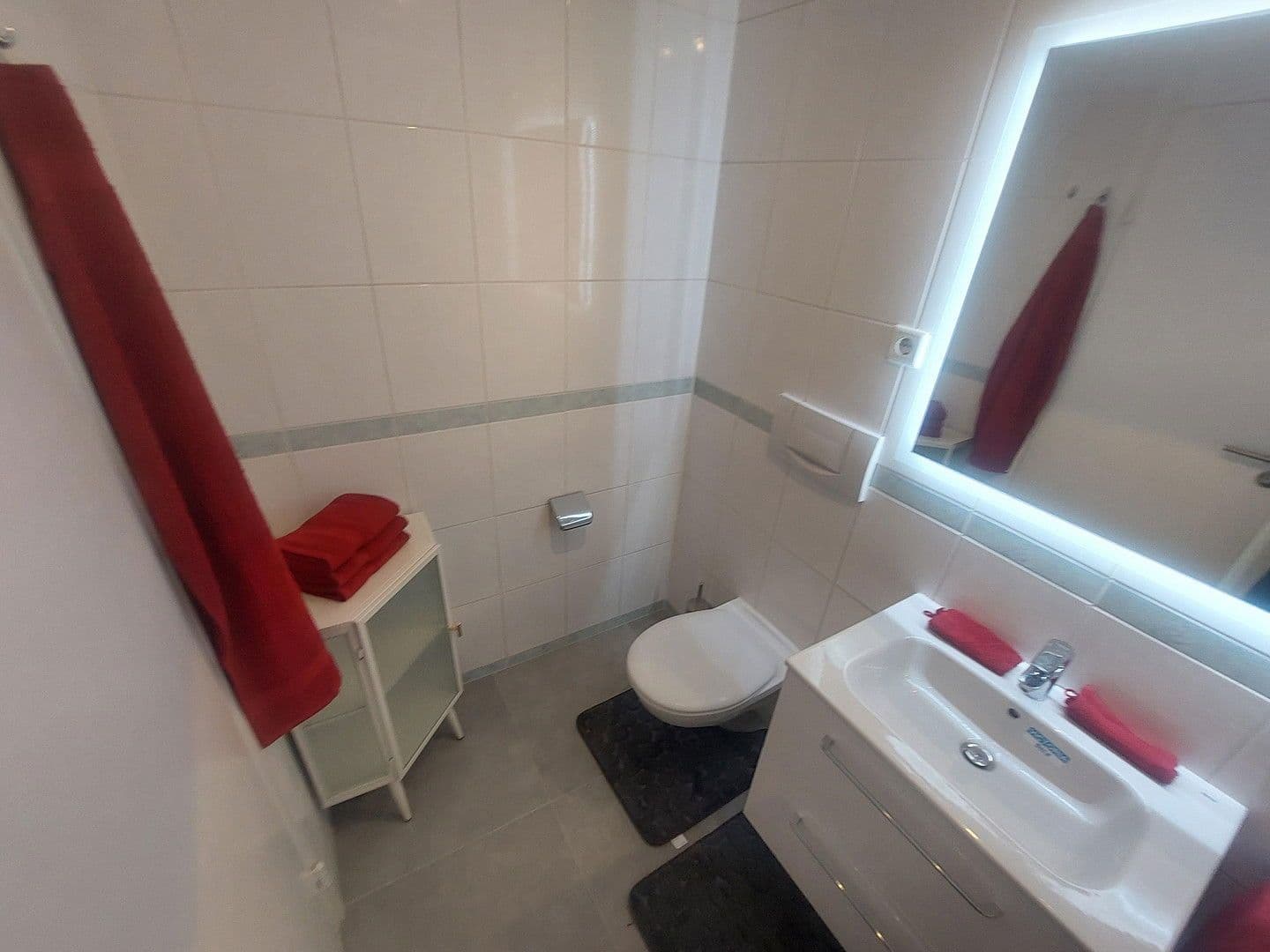 Prenájom bytu 1-izbový 30 m², Freischützstr. 110, München, Bavorsko Prenájom bytu 1-izbový 30 m², Freischützstr. 110, München, Bavorsko