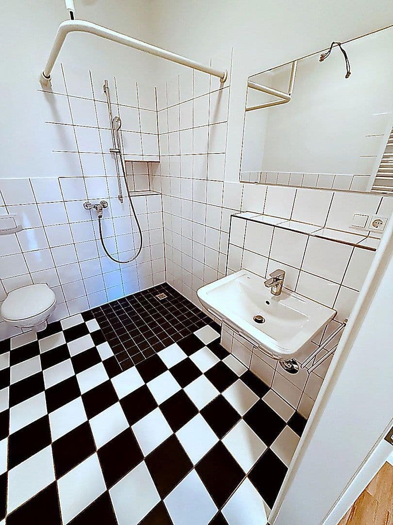 Prenájom bytu 2-izbový 62 m², Alte Landstraße 60, Bergheim, Severné Porýnie - Westfálsko Prenájom bytu 2-izbový 62 m², Alte Landstraße 60, Bergheim, Severné Porýnie - Westfálsko