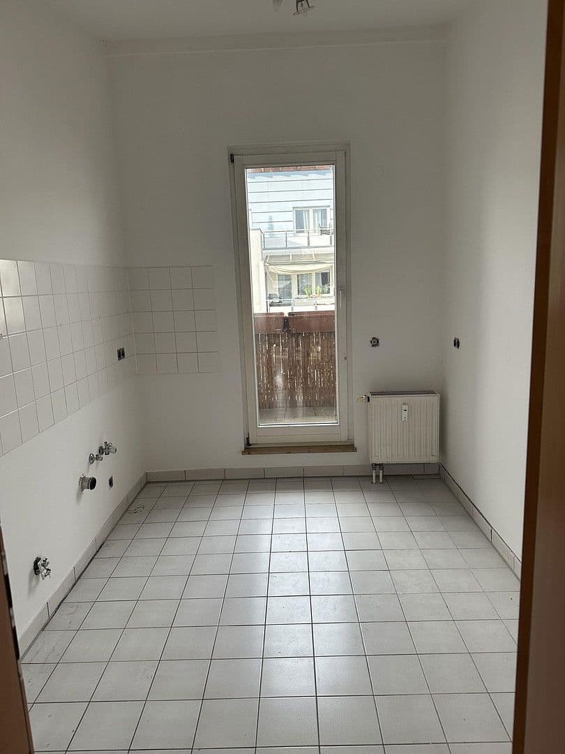 Prenájom bytu 3-izbový 90 m², Thekla-Kauffmann-Weg 7, Stuttgart, Bádensko-Wurttembersko Prenájom bytu 3-izbový 90 m², Thekla-Kauffmann-Weg 7, Stuttgart, Bádensko-Wurttembersko