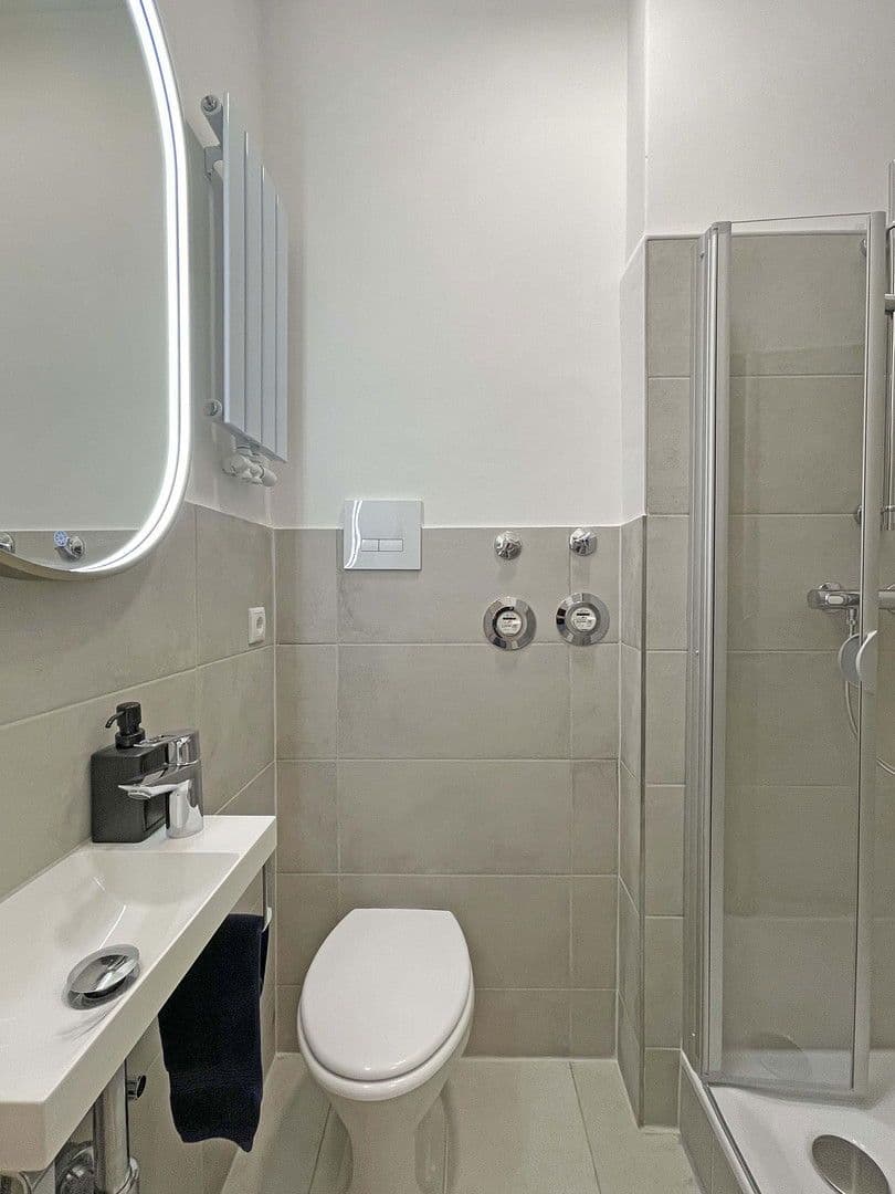 Predaj bytu 1-izbový 35 m², Berlin, Berlín Predaj bytu 1-izbový 35 m², Berlin, Berlín