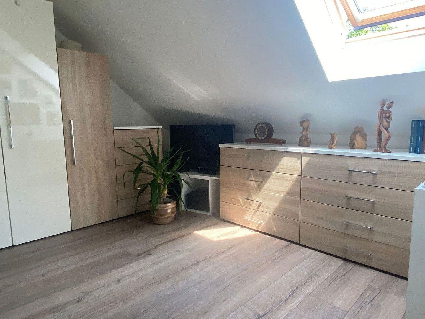 Predaj bytu 5-izbový 71 m², Waren (Müritz), Meklenbursko-Predpomoransko Predaj bytu 5-izbový 71 m², Waren (Müritz), Meklenbursko-Predpomoransko