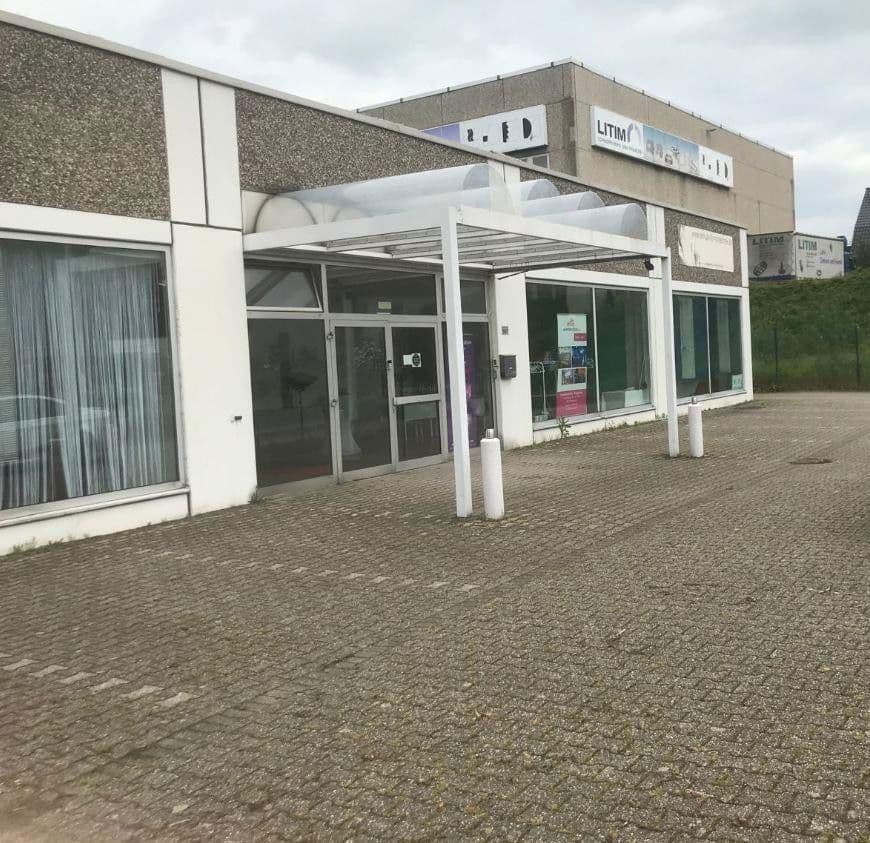 Prenájom kancelárie 825 m², Wuppertal, Severné Porýnie - Westfálsko Prenájom kancelárie 825 m², Wuppertal, Severné Porýnie - Westfálsko