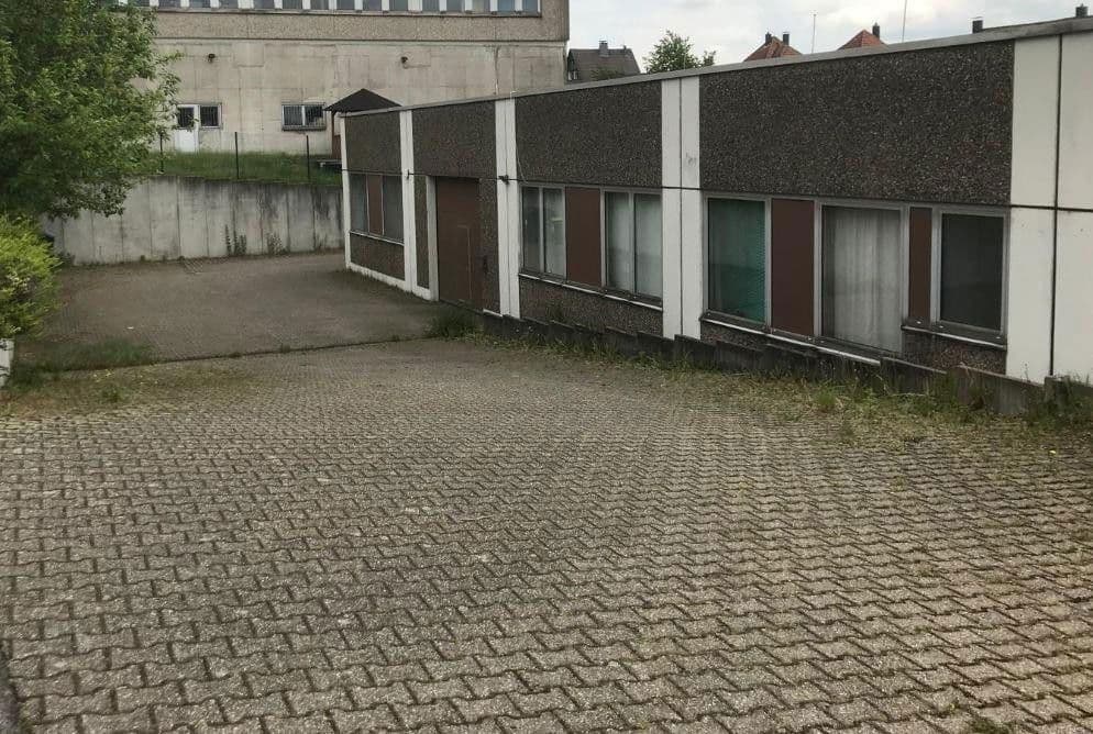 Prenájom nebytového priestoru 2.000 m², Wuppertal, Severné Porýnie - Westfálsko Prenájom nebytového priestoru 2.000 m², Wuppertal, Severné Porýnie - Westfálsko