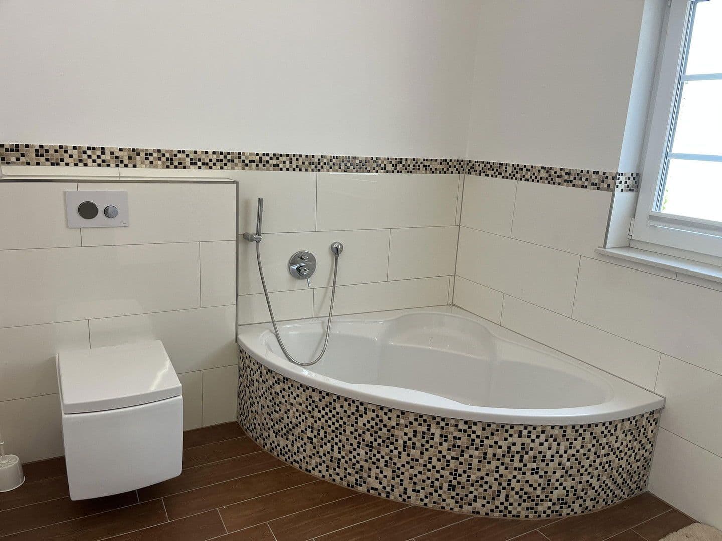 Predaj domu 161 m², pozemek 512 m², Hagensche Strasse 40, Lage, Severné Porýnie - Westfálsko Predaj domu 161 m², pozemek 512 m², Hagensche Strasse 40, Lage, Severné Porýnie - Westfálsko