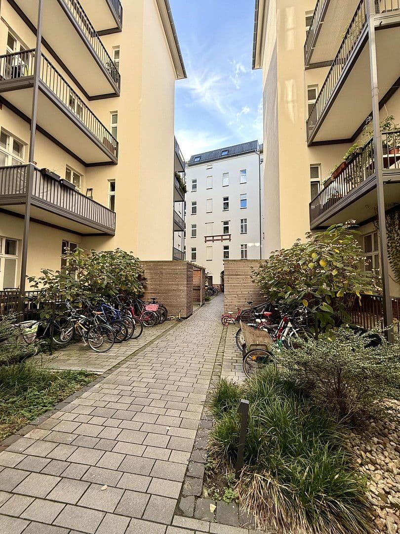 Predaj bytu 4-izbový 85 m², Düsseldorfer Straße 14, Berlin, Berlín Predaj bytu 4-izbový 85 m², Düsseldorfer Straße 14, Berlin, Berlín