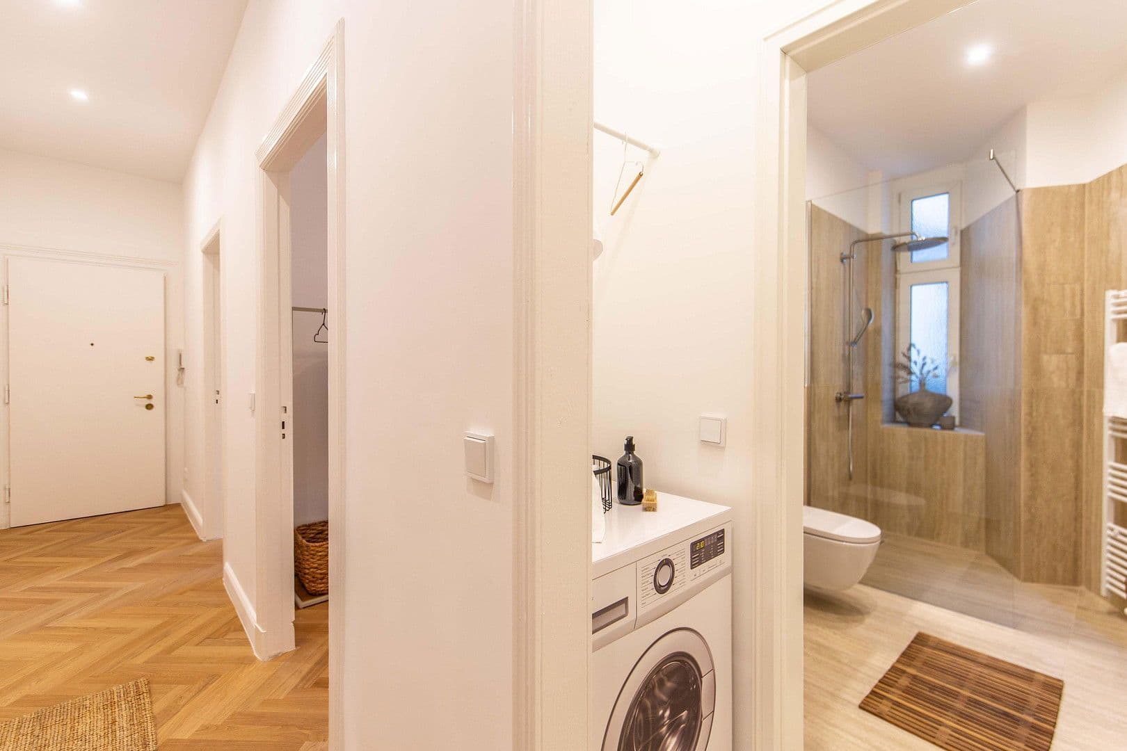 Predaj bytu 4-izbový 85 m², Düsseldorfer Straße 14, Berlin, Berlín Predaj bytu 4-izbový 85 m², Düsseldorfer Straße 14, Berlin, Berlín