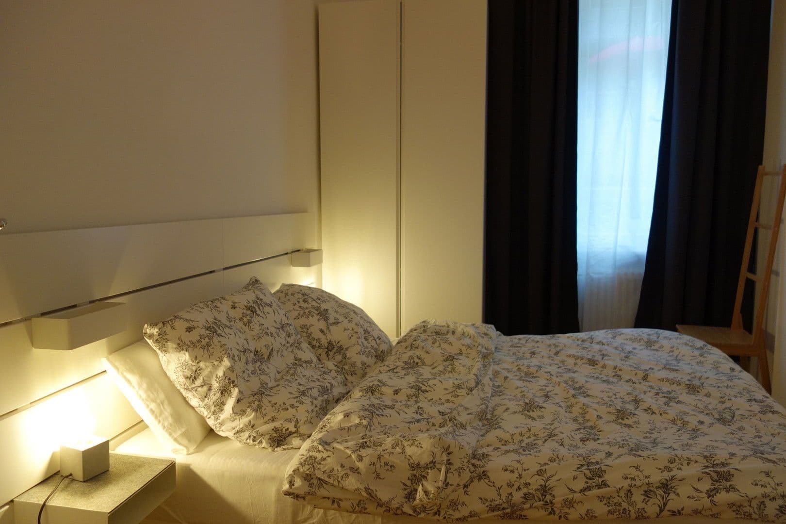 Prenájom bytu 2-izbový 55 m², Thomasiusstr. 8, Berlin, Berlín Prenájom bytu 2-izbový 55 m², Thomasiusstr. 8, Berlin, Berlín