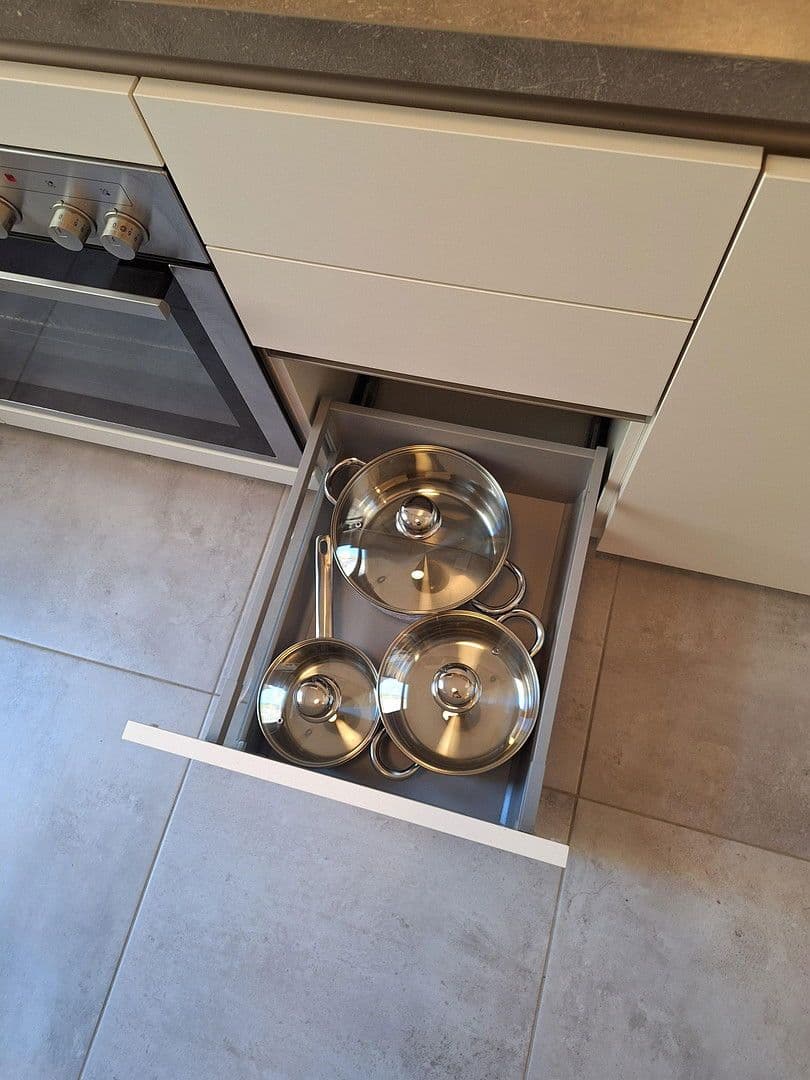 Prenájom bytu 1-izbový 46 m², Fritz-Reuter-Str.3, Berlin, Berlín Prenájom bytu 1-izbový 46 m², Fritz-Reuter-Str.3, Berlin, Berlín