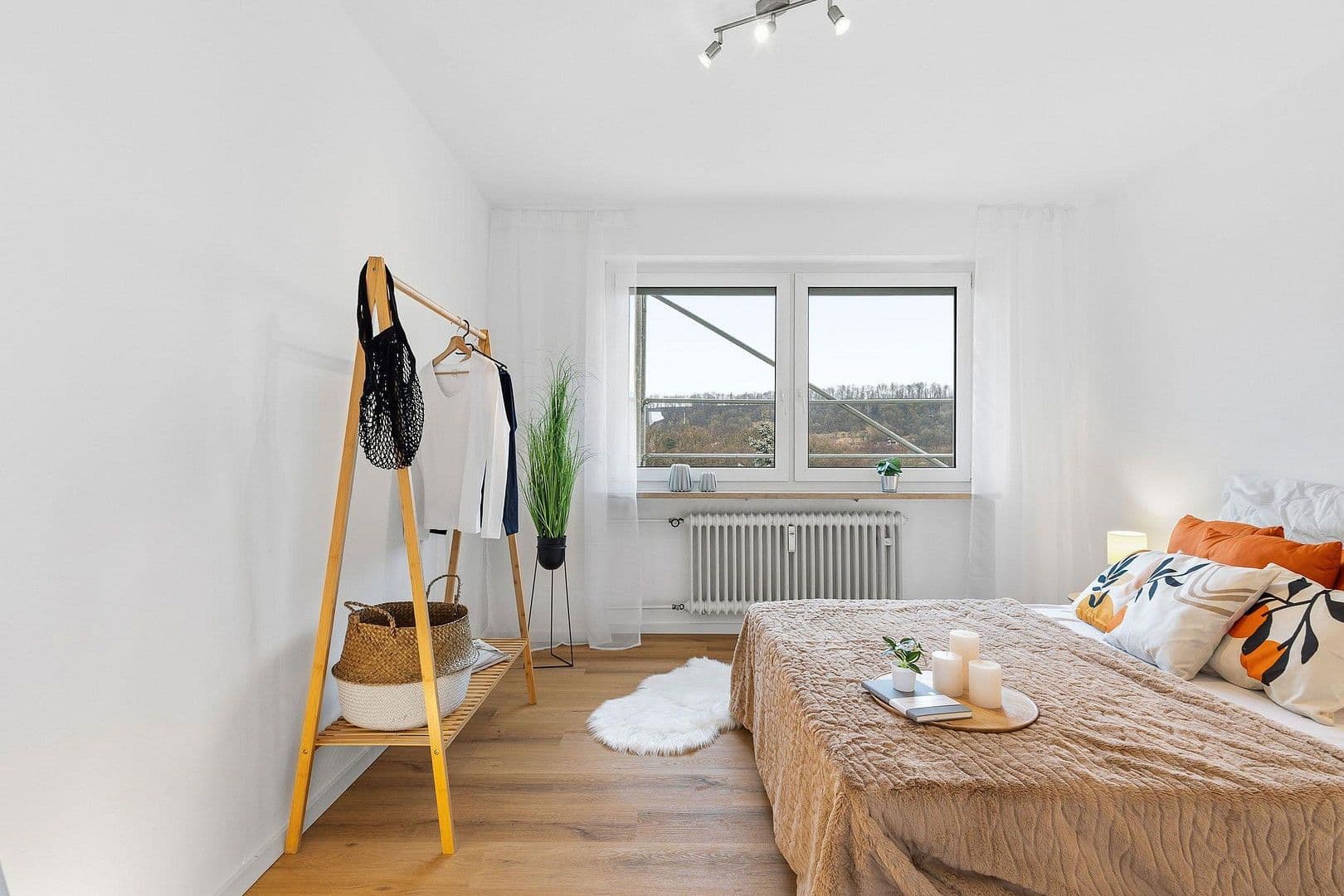 Predaj domu 1.082 m², pozemek 789 m², Elisabethstraße 8, Regensburg, Bavorsko Predaj domu 1.082 m², pozemek 789 m², Elisabethstraße 8, Regensburg, Bavorsko