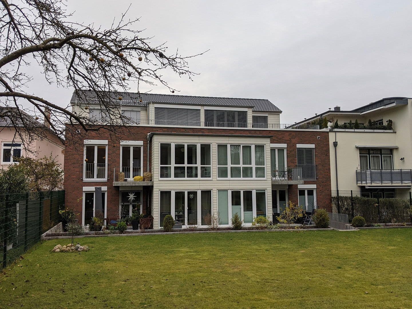 Predaj domu 911 m², pozemek 956 m², Hamburg, Hamburg Predaj domu 911 m², pozemek 956 m², Hamburg, Hamburg