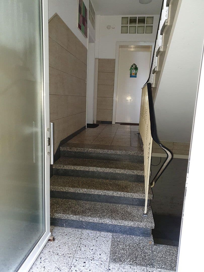 Prenájom bytu 2-izbový 74 m², Knappenweg 50a, Mülheim an der Ruhr, Severné Porýnie - Westfálsko Prenájom bytu 2-izbový 74 m², Knappenweg 50a, Mülheim an der Ruhr, Severné Porýnie - Westfálsko