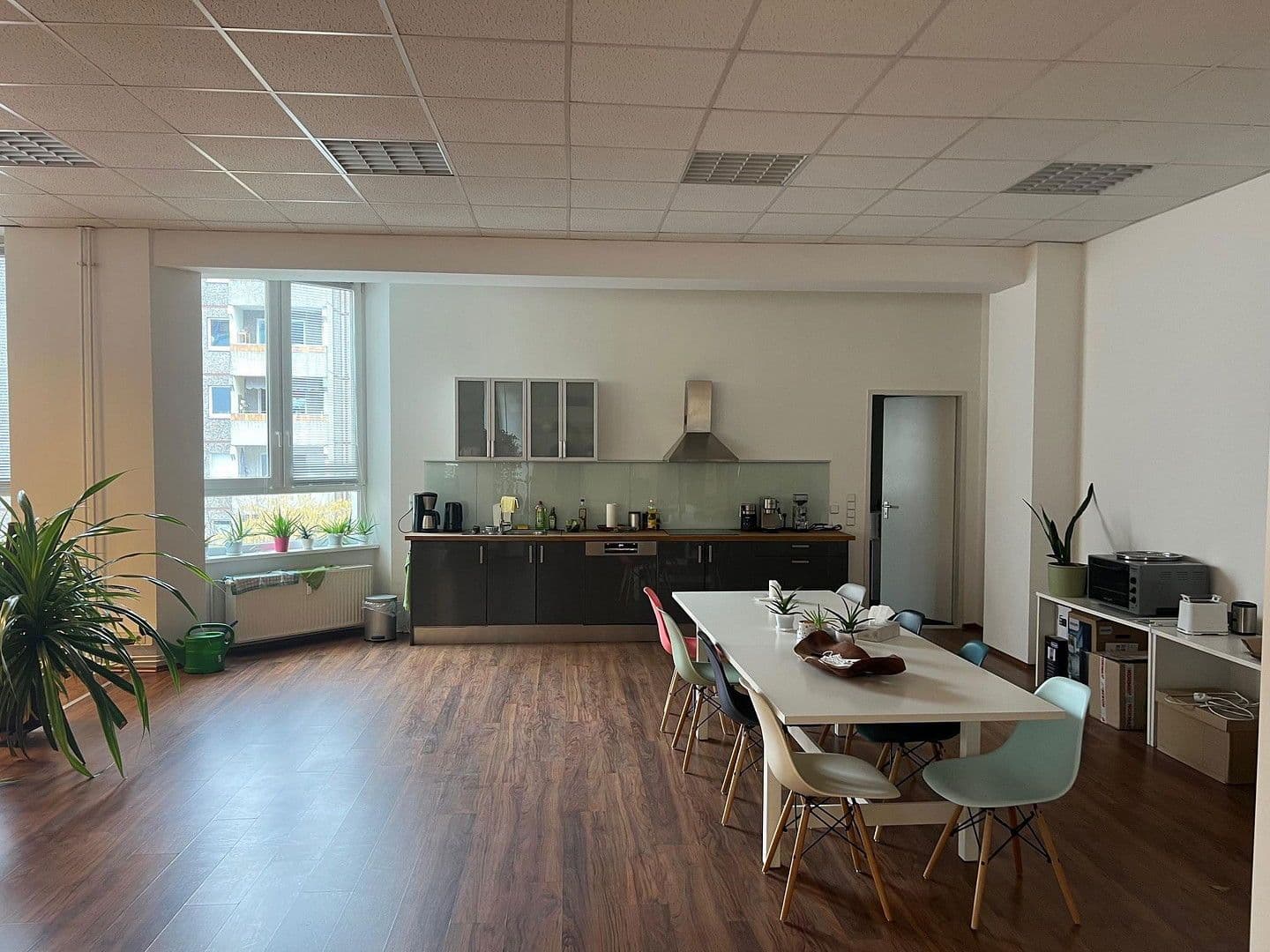 Prenájom kancelárie 261 m², Mainzerstraße 23, Berlin, Berlín Prenájom kancelárie 261 m², Mainzerstraße 23, Berlin, Berlín