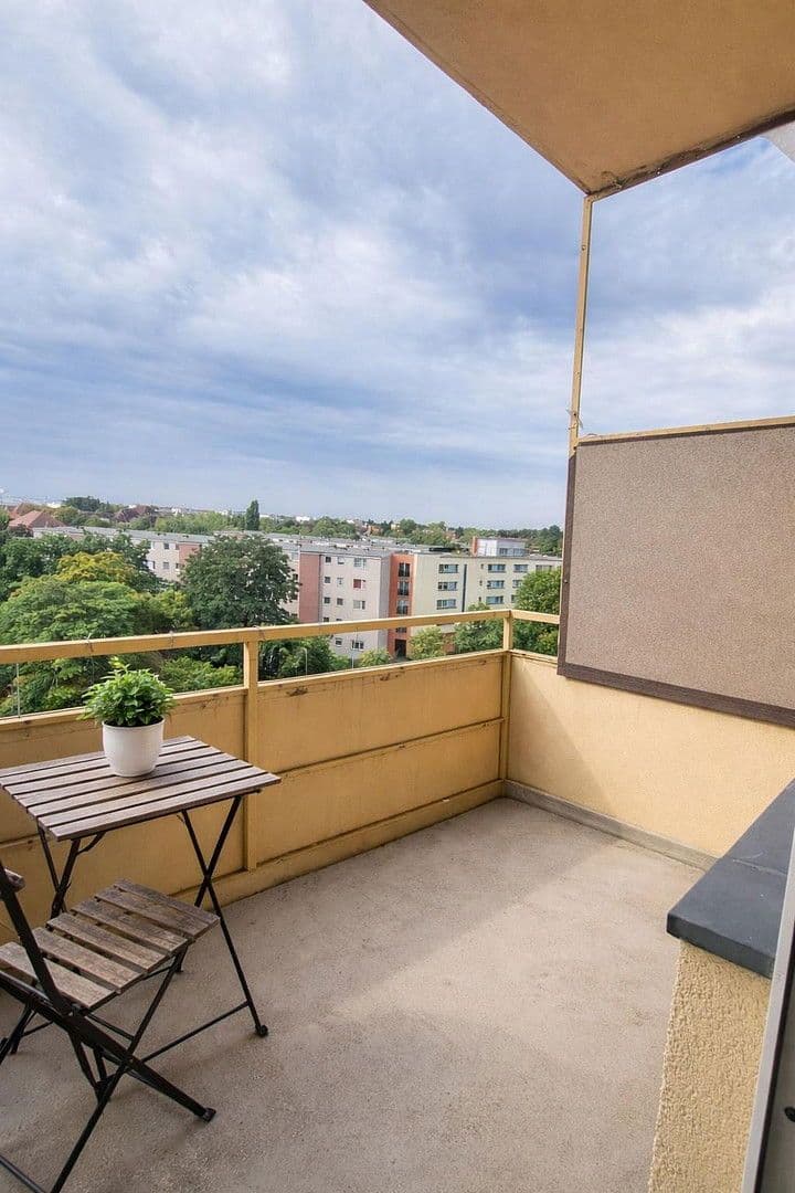 Prenájom bytu 1-izbový 41 m², Lindauer Allee 38, Berlin, Berlín Prenájom bytu 1-izbový 41 m², Lindauer Allee 38, Berlin, Berlín