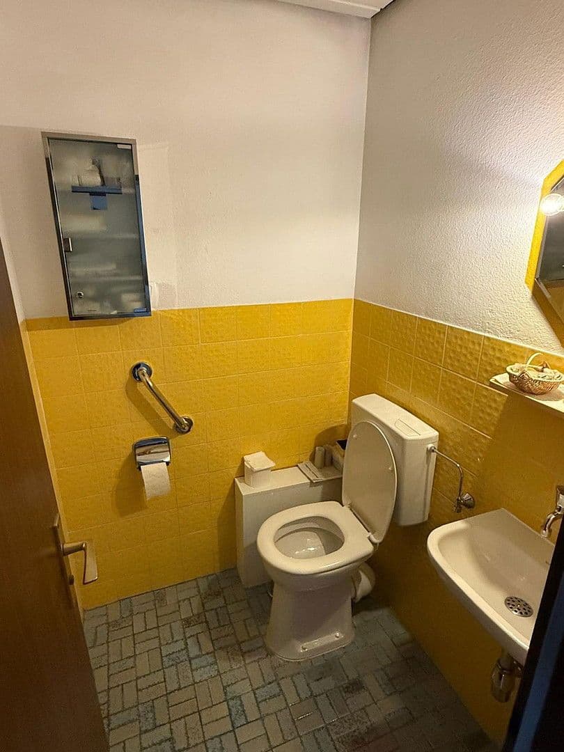 Predaj bytu 4-izbový 125 m², Obereisesheimer Straße 33, Heilbronn, Bádensko-Wurttembersko Predaj bytu 4-izbový 125 m², Obereisesheimer Straße 33, Heilbronn, Bádensko-Wurttembersko