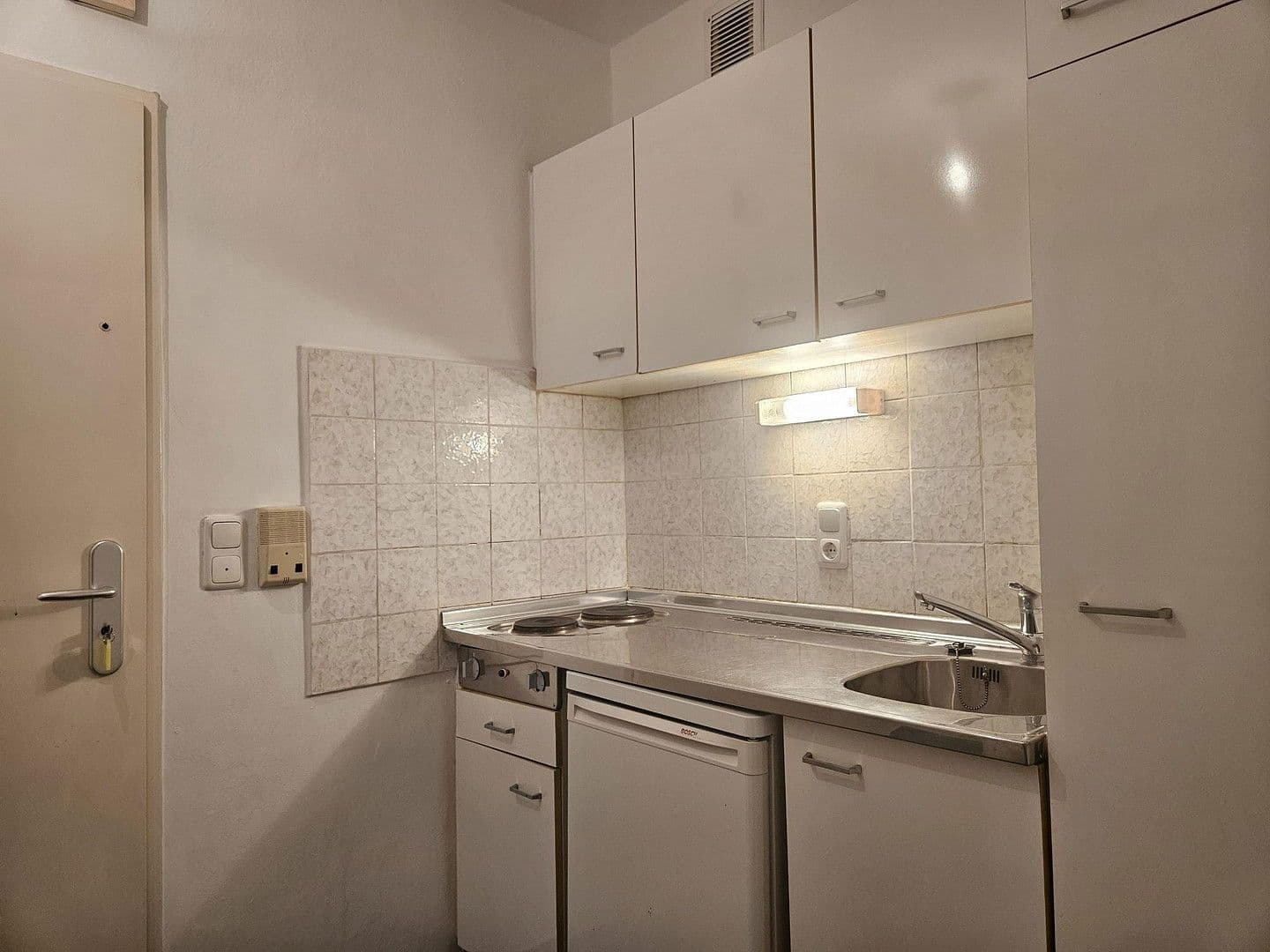 Prenájom bytu 1-izbový 26 m², Luisenstraße 60a, München, Bavorsko Prenájom bytu 1-izbový 26 m², Luisenstraße 60a, München, Bavorsko