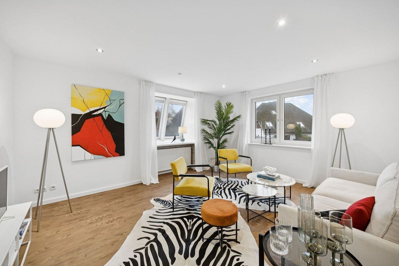 Predaj domu 204 m², pozemek 375 m², Pinneberg, Šlezvicko-Holštajnsko Predaj domu 204 m², pozemek 375 m², Pinneberg, Šlezvicko-Holštajnsko