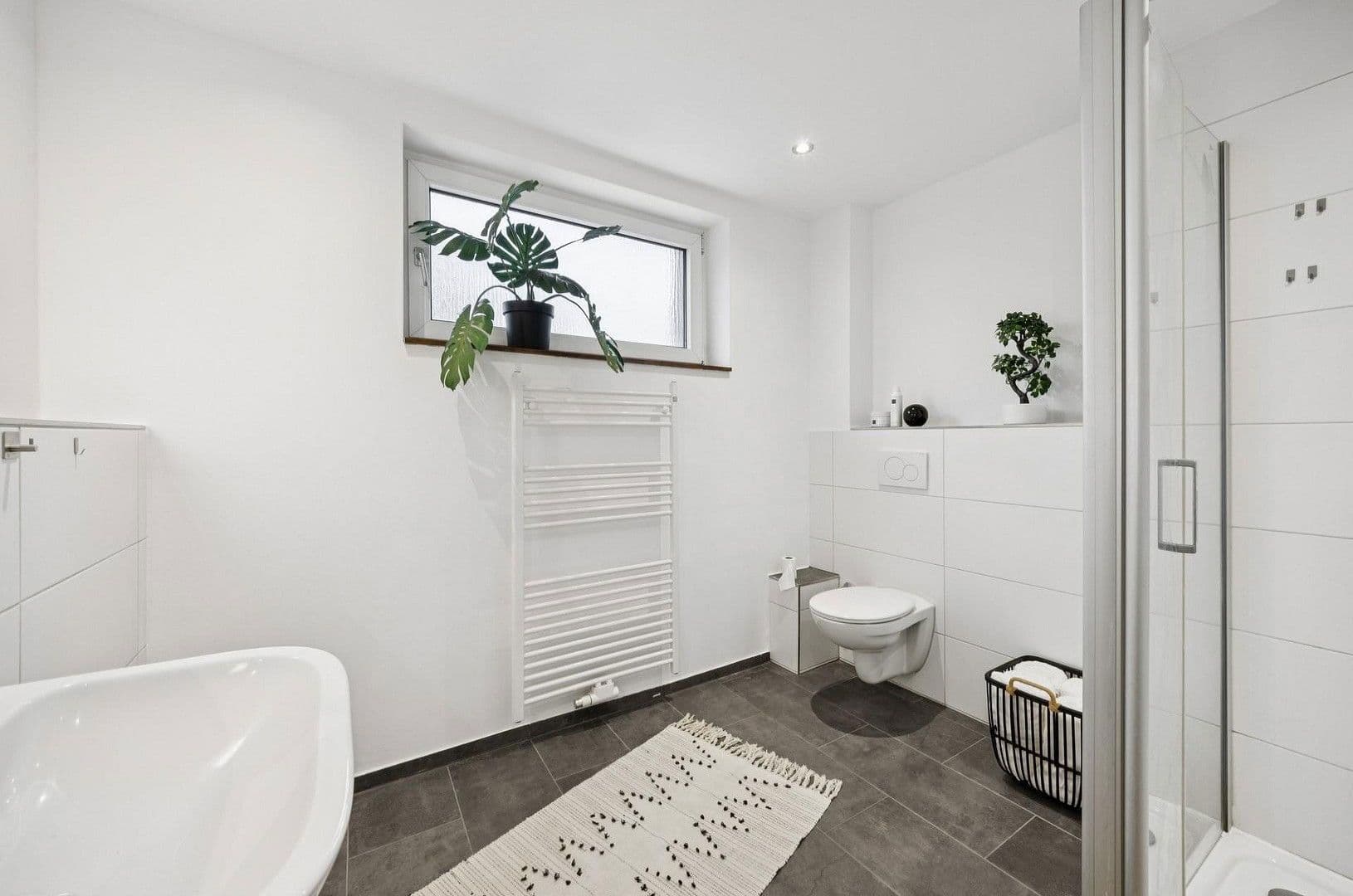 Predaj domu 204 m², pozemek 375 m², Pinneberg, Šlezvicko-Holštajnsko Predaj domu 204 m², pozemek 375 m², Pinneberg, Šlezvicko-Holštajnsko