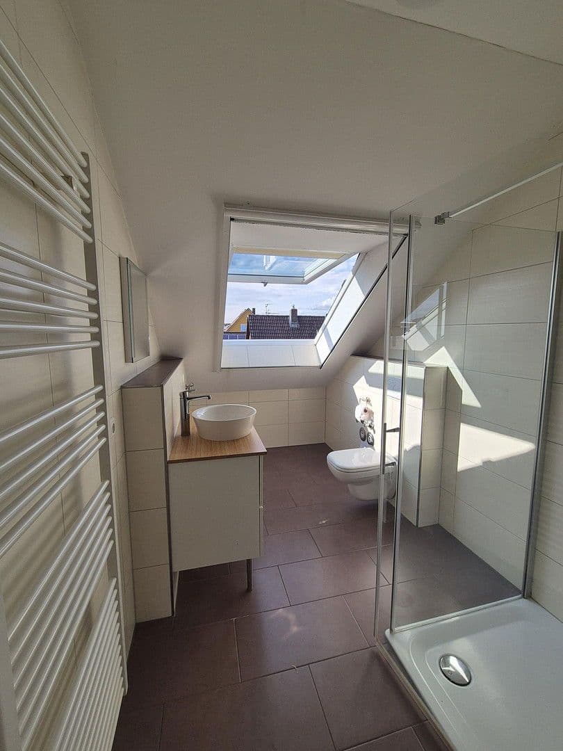 Prenájom bytu 3-izbový 70 m², Kleinostheim, Bavorsko Prenájom bytu 3-izbový 70 m², Kleinostheim, Bavorsko