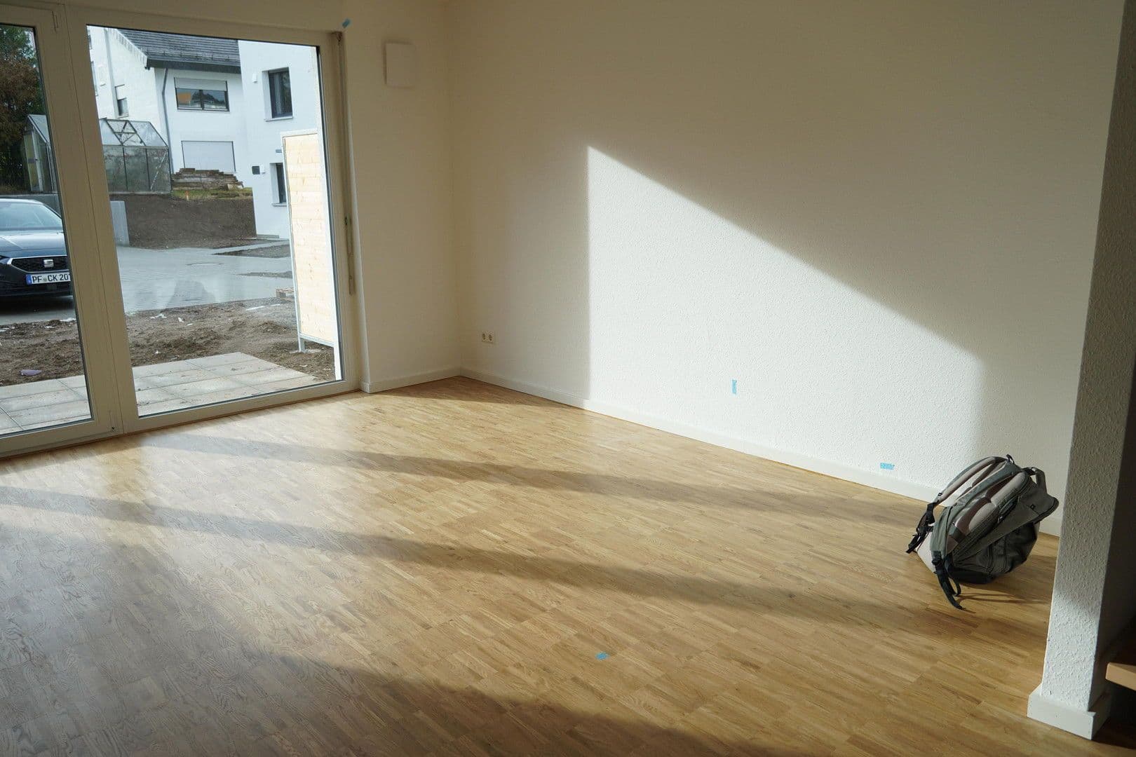 Prenájom bytu 4-izbový 105 m², Hölderlinstraße 26d, Pforzheim, Bádensko-Wurttembersko Prenájom bytu 4-izbový 105 m², Hölderlinstraße 26d, Pforzheim, Bádensko-Wurttembersko