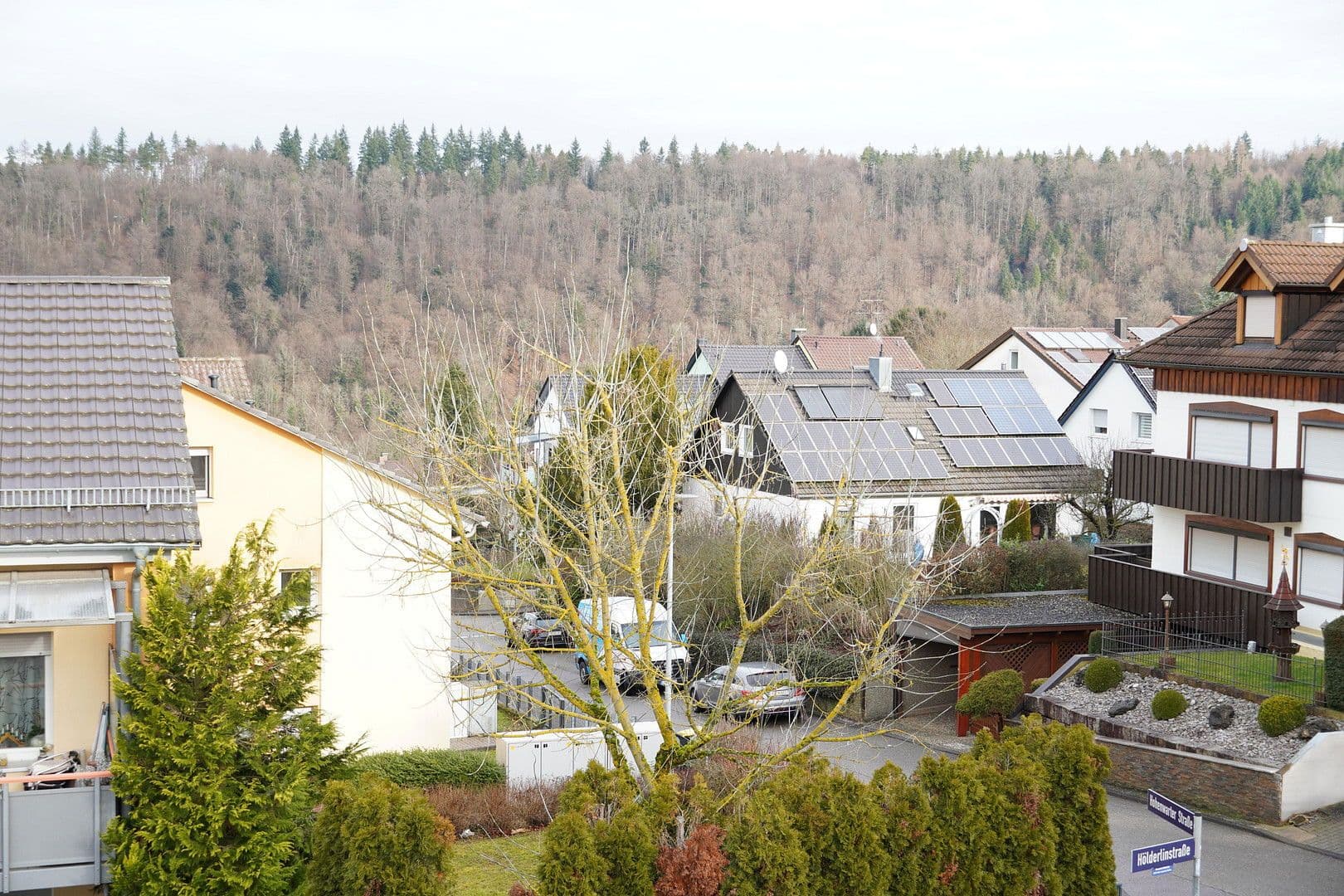 Prenájom bytu 4-izbový 105 m², Hölderlinstraße 26d, Pforzheim, Bádensko-Wurttembersko Prenájom bytu 4-izbový 105 m², Hölderlinstraße 26d, Pforzheim, Bádensko-Wurttembersko