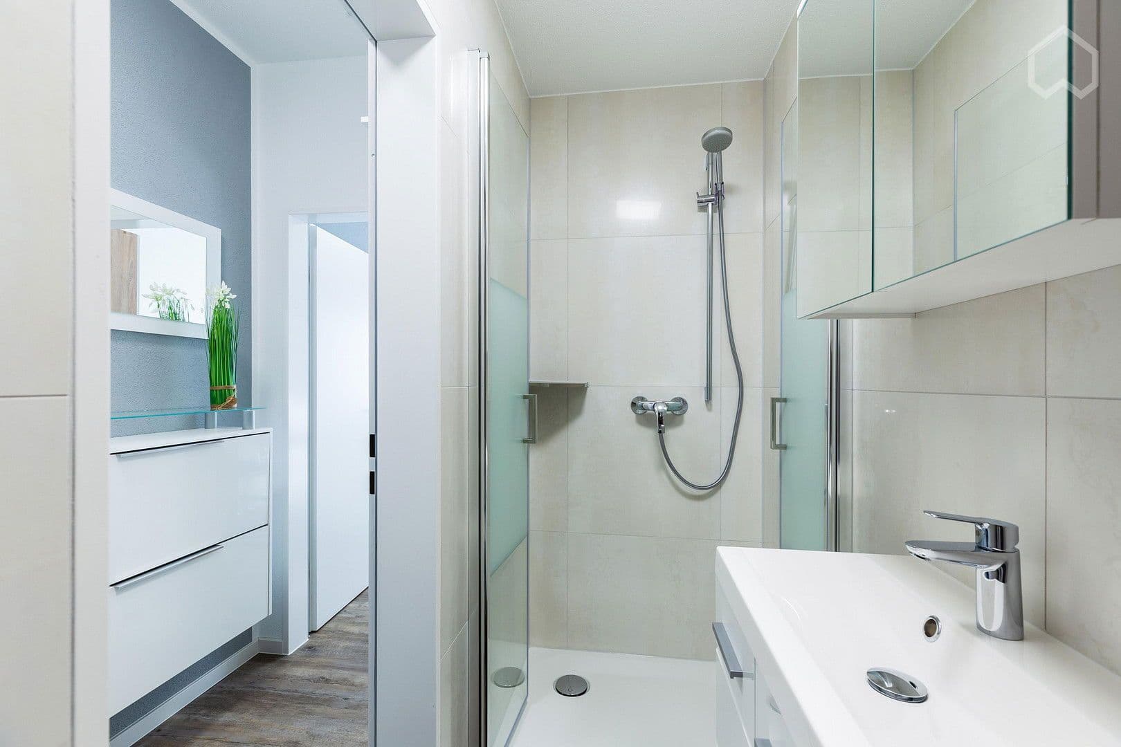 Prenájom bytu 1-izbový 16 m², Kronenstr. 16, Meersburg, Bádensko-Wurttembersko Prenájom bytu 1-izbový 16 m², Kronenstr. 16, Meersburg, Bádensko-Wurttembersko