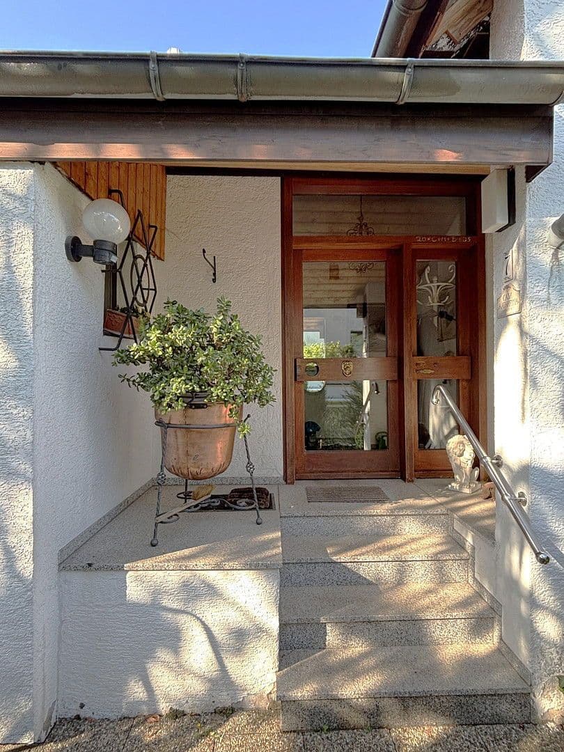 Predaj domu 197 m², pozemek 705 m², Böblingen, Bádensko-Wurttembersko Predaj domu 197 m², pozemek 705 m², Böblingen, Bádensko-Wurttembersko