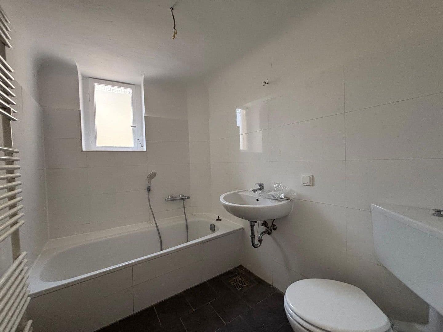 Prenájom bytu 25 m², Berlin, Berlín Prenájom bytu 25 m², Berlin, Berlín